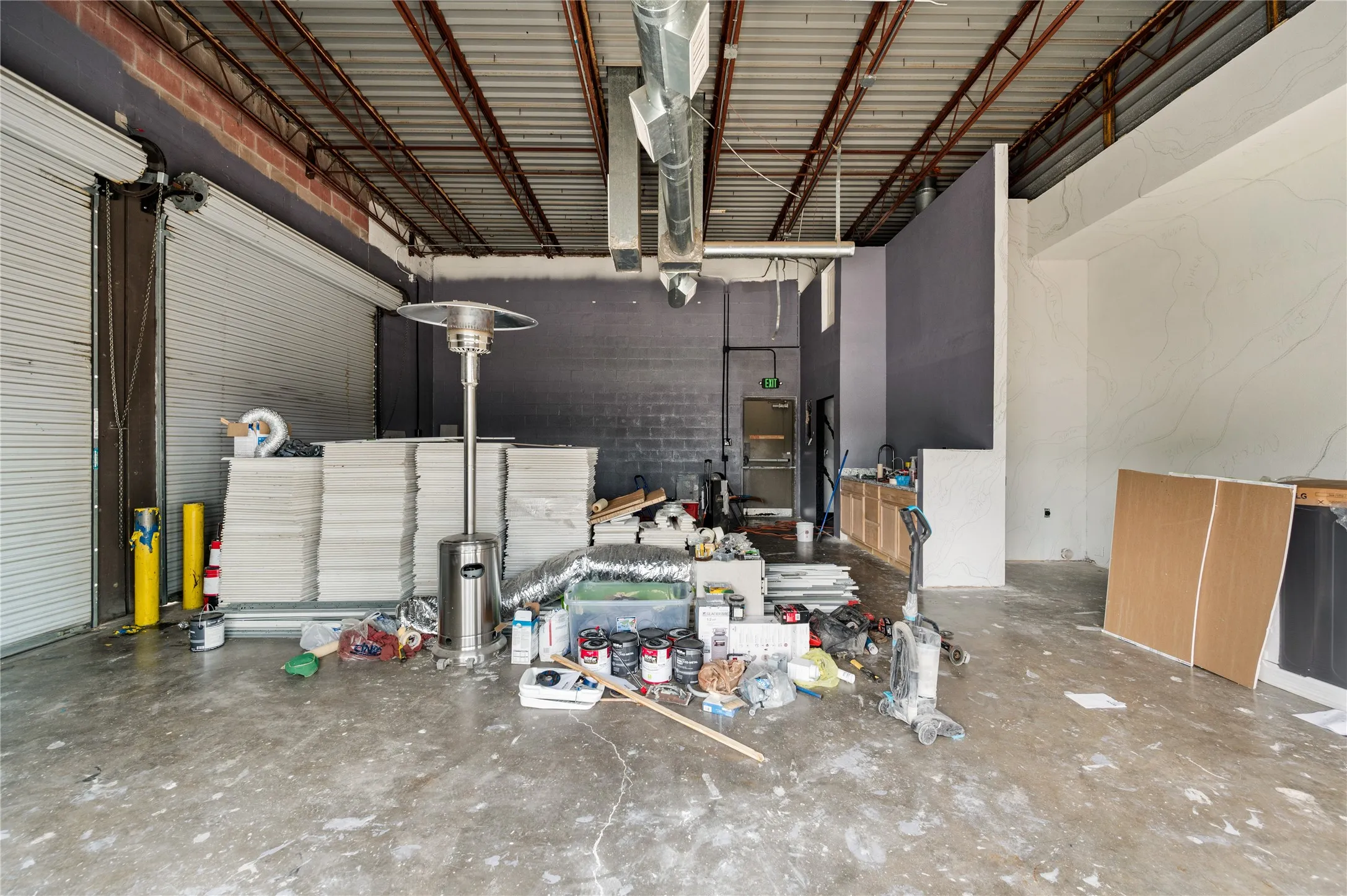 Retail For Sale in Tarrant County , 2712-2720 W Division St, Arlington, Texas 76012, 0, 0, Garage spaces, 0 Sqft, built in 2002, Preowned, Price $1,200,000, mls#21257677, Real Estate Agent in Arlington, Homes For Sale in Tarrant county, Homes For Sale in Arlington, Realtor in Arlington Texas, Real Estate Brokerage Independent Realty Texas, Luminita Cordes Realtor