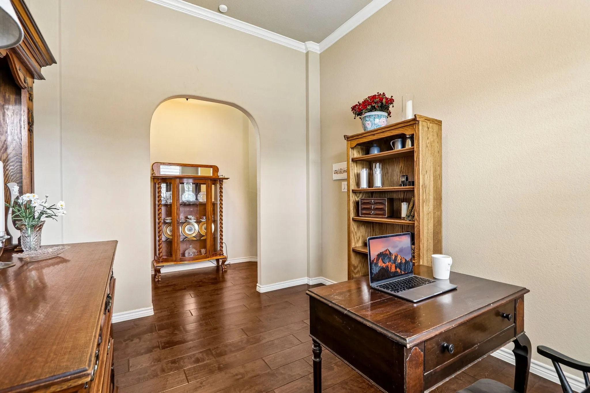 Single Family Residence For Sale in Denton County , 1441 Isabella Lane, Savannah, Texas 76227, 3 Bedroom, 2 Bathroom, 2 Garage spaces, 1,839 Sqft, built in 2014, Preowned, mls#21256570, Real Estate Agent in Savannah, Homes For Sale in Denton county, Homes For Sale in Savannah, Realtor in Savannah Texas, Real Estate Brokerage Independent Realty Texas, Luminita Cordes Realtor