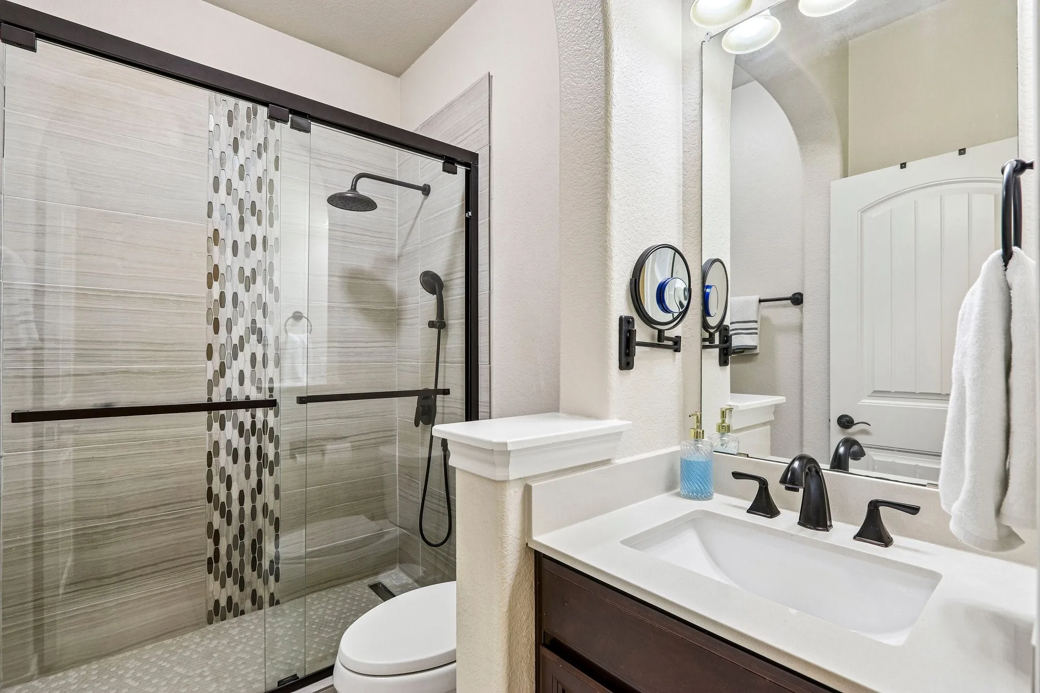 Single Family Residence For Sale in Denton County , 1441 Isabella Lane, Savannah, Texas 76227, 3 Bedroom, 2 Bathroom, 2 Garage spaces, 1,839 Sqft, built in 2014, Preowned, mls#21256570, Real Estate Agent in Savannah, Homes For Sale in Denton county, Homes For Sale in Savannah, Realtor in Savannah Texas, Real Estate Brokerage Independent Realty Texas, Luminita Cordes Realtor