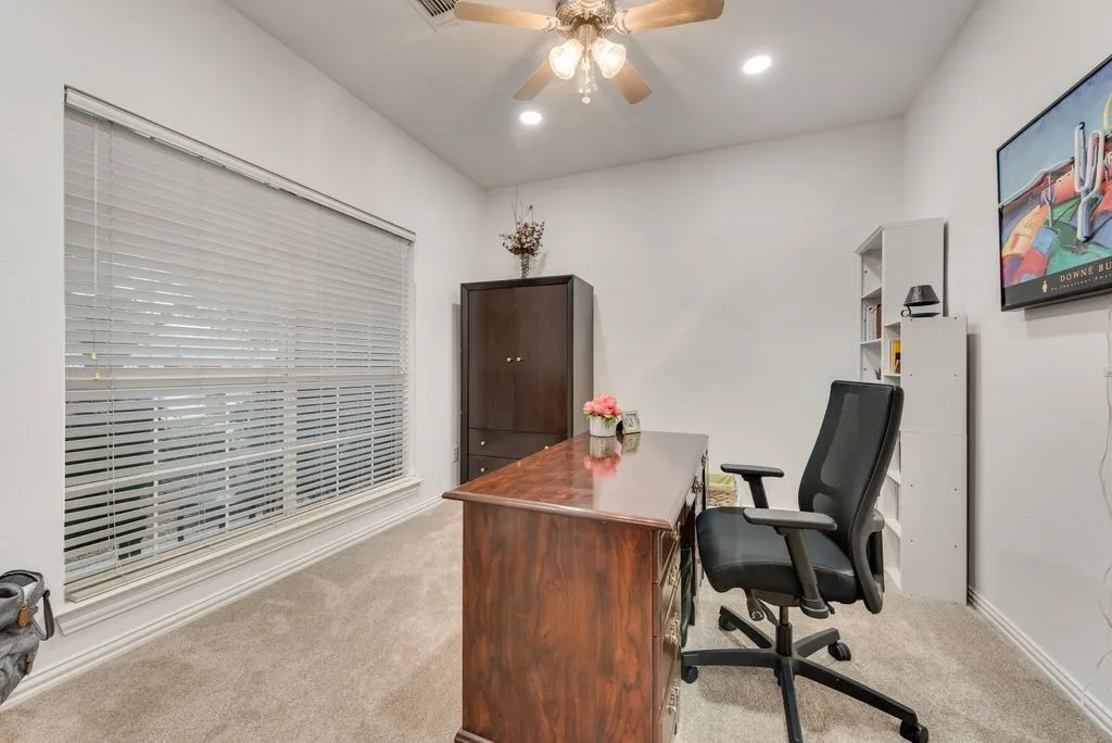 Single Family Residence For Sale in Tarrant County , 7057 Ridge Crest Drive, North Richland Hills, Texas 76182, 3 Bedroom, 3 Bathroom, 2 Garage spaces, 2,675 Sqft, built in 2004, Price $575,000, mls#21257681, Real Estate Agent in North Richland Hills, Homes For Sale in Tarrant county, Homes For Sale in North Richland Hills, Realtor in North Richland Hills Texas, Real Estate Brokerage Independent Realty Texas, Luminita Cordes Realtor
