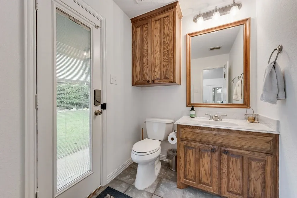 Single Family Residence For Sale in Tarrant County , 7057 Ridge Crest Drive, North Richland Hills, Texas 76182, 3 Bedroom, 3 Bathroom, 2 Garage spaces, 2,675 Sqft, built in 2004, Price $575,000, mls#21257681, Real Estate Agent in North Richland Hills, Homes For Sale in Tarrant county, Homes For Sale in North Richland Hills, Realtor in North Richland Hills Texas, Real Estate Brokerage Independent Realty Texas, Luminita Cordes Realtor