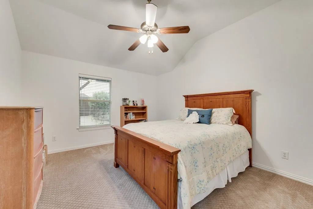 Single Family Residence For Sale in Tarrant County , 7057 Ridge Crest Drive, North Richland Hills, Texas 76182, 3 Bedroom, 3 Bathroom, 2 Garage spaces, 2,675 Sqft, built in 2004, Price $575,000, mls#21257681, Real Estate Agent in North Richland Hills, Homes For Sale in Tarrant county, Homes For Sale in North Richland Hills, Realtor in North Richland Hills Texas, Real Estate Brokerage Independent Realty Texas, Luminita Cordes Realtor