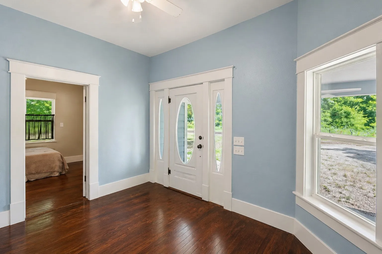 Single Family Residence For Sale in Lamar County , 479 County Road 27450, Honey Grove, Texas 75477, 3 Bedroom, 2 Bathroom, Garage spaces, 2,058 Sqft, built in 1900, mls#21250971, Real Estate Agent in Honey Grove, Homes For Sale in Lamar county, Homes For Sale in Honey Grove, Realtor in Honey Grove Texas, Real Estate Brokerage Independent Realty Texas, Luminita Cordes Realtor