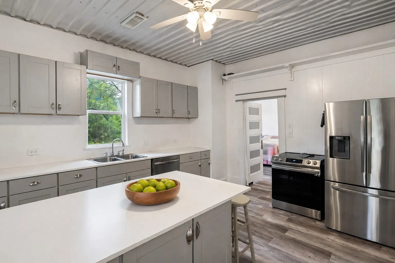 Single Family Residence For Sale in Lamar County , 479 County Road 27450, Honey Grove, Texas 75477, 3 Bedroom, 2 Bathroom, Garage spaces, 2,058 Sqft, built in 1900, mls#21250971, Real Estate Agent in Honey Grove, Homes For Sale in Lamar county, Homes For Sale in Honey Grove, Realtor in Honey Grove Texas, Real Estate Brokerage Independent Realty Texas, Luminita Cordes Realtor