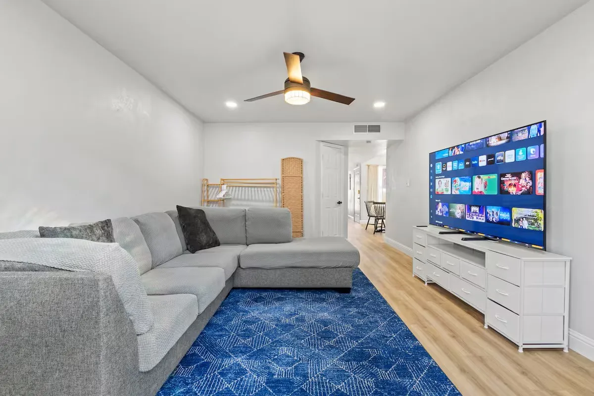 Single Family Residence For Sale in Dallas County , 3925 Bond Street, Rowlett, Texas 75088, 3 Bedrooms, 3 Bathrooms, 2 Garage spaces, 1,748 Sqft, built in 1985, Preowned, Price $349,900, mls#21257214, Real Estate Agent in Rowlett, Homes For Sale in Dallas county, Homes For Sale in Rowlett, Realtor in Rowlett Texas, Real Estate Brokerage Independent Realty Texas, Luminita Cordes Realtor