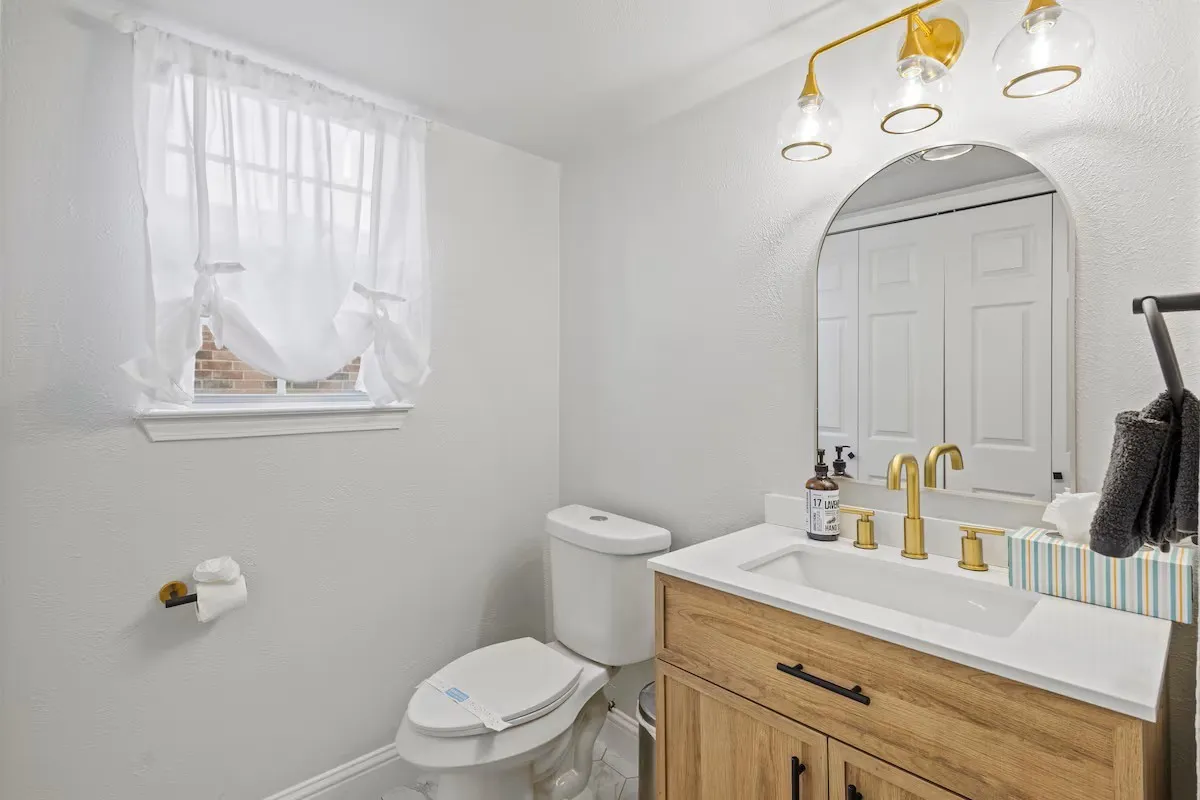 Single Family Residence For Sale in Dallas County , 3925 Bond Street, Rowlett, Texas 75088, 3 Bedrooms, 3 Bathrooms, 2 Garage spaces, 1,748 Sqft, built in 1985, Preowned, Price $349,900, mls#21257214, Real Estate Agent in Rowlett, Homes For Sale in Dallas county, Homes For Sale in Rowlett, Realtor in Rowlett Texas, Real Estate Brokerage Independent Realty Texas, Luminita Cordes Realtor