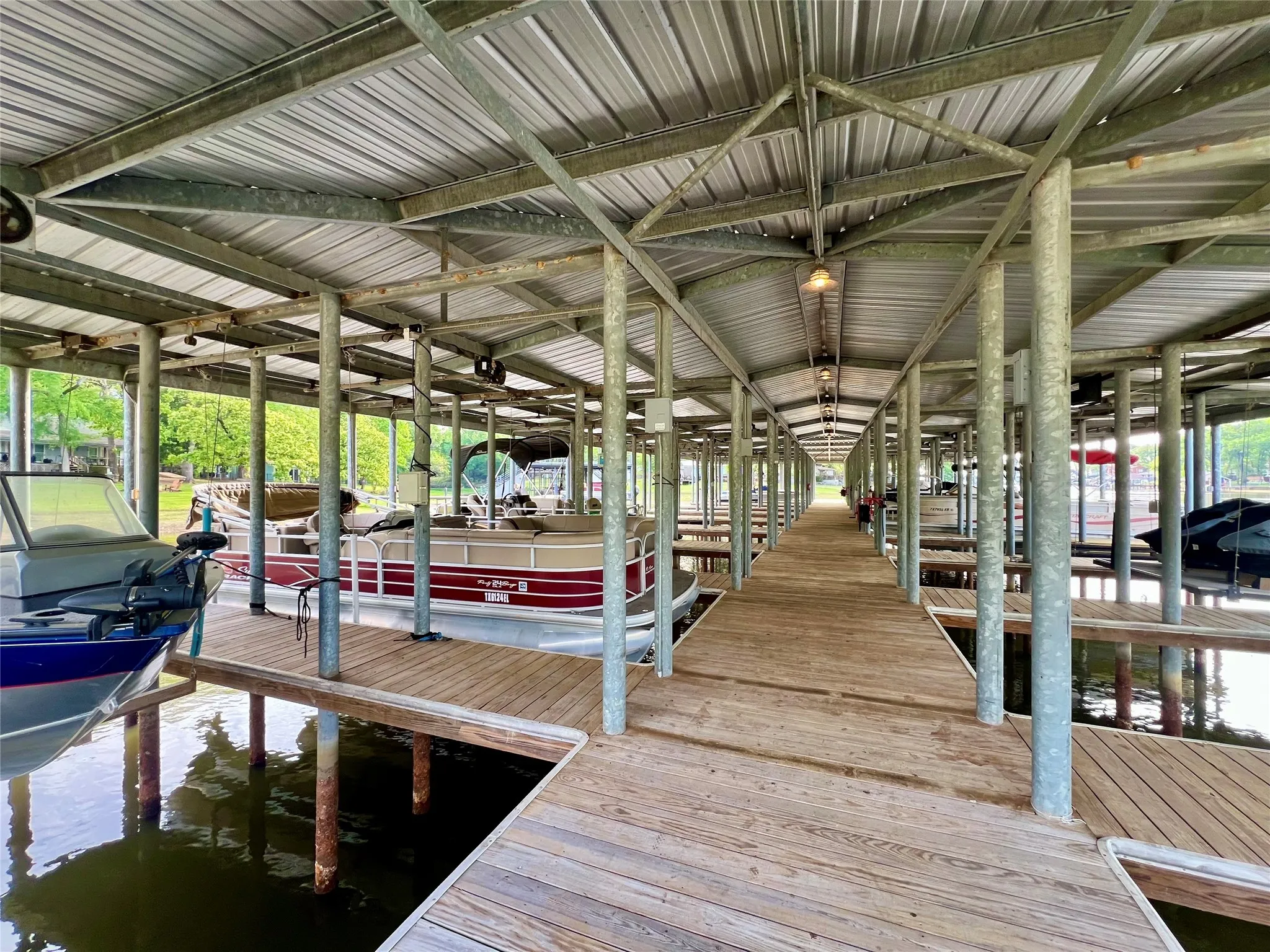 Single Family Residence For Sale in Henderson County , Lot 10 Esquire Estates Road, Mabank, Texas 75156, 0, 0, 4 Garage spaces, 1,440 Sqft, built in 2017, Price $300,000, mls#21255952, Real Estate Agent in Mabank, Homes For Sale in Henderson county, Homes For Sale in Mabank, Realtor in Mabank Texas, Real Estate Brokerage Independent Realty Texas, Luminita Cordes Realtor