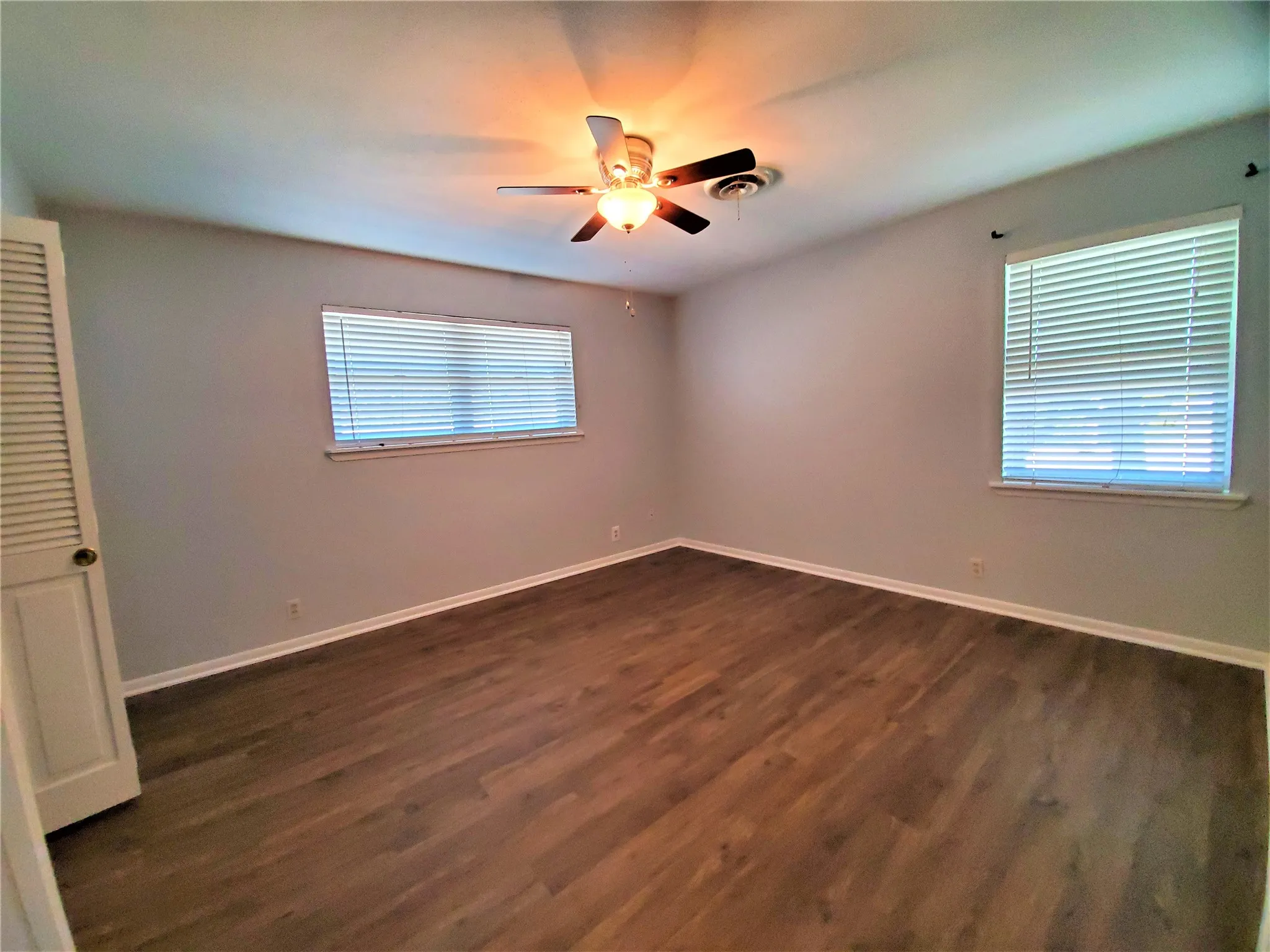 Single Family Residence For Rent in Denton County , 1200 Bryn Mawr Place, Denton, Texas 76201, 4 Bedroom, 2 Bathroom, 2 Garage spaces, 1,603 Sqft, built in 1965, Preowned, mls#21257718, Real Estate Agent in Denton, Homes For Rent in Denton county, Homes For Rent in Denton, Realtor in Denton Texas, Real Estate Brokerage Independent Realty Texas, Luminita Cordes Realtor