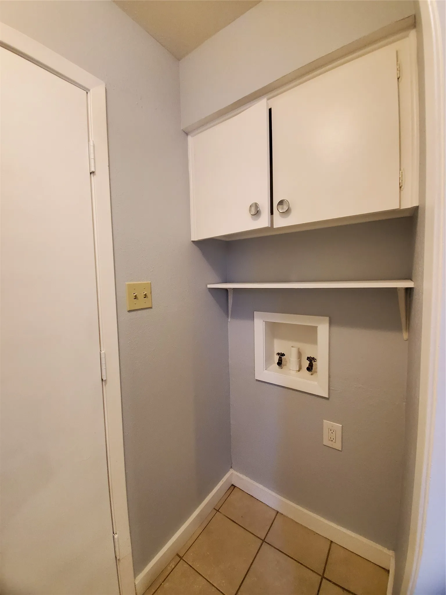 Single Family Residence For Rent in Denton County , 1200 Bryn Mawr Place, Denton, Texas 76201, 4 Bedroom, 2 Bathroom, 2 Garage spaces, 1,603 Sqft, built in 1965, Preowned, mls#21257718, Real Estate Agent in Denton, Homes For Rent in Denton county, Homes For Rent in Denton, Realtor in Denton Texas, Real Estate Brokerage Independent Realty Texas, Luminita Cordes Realtor