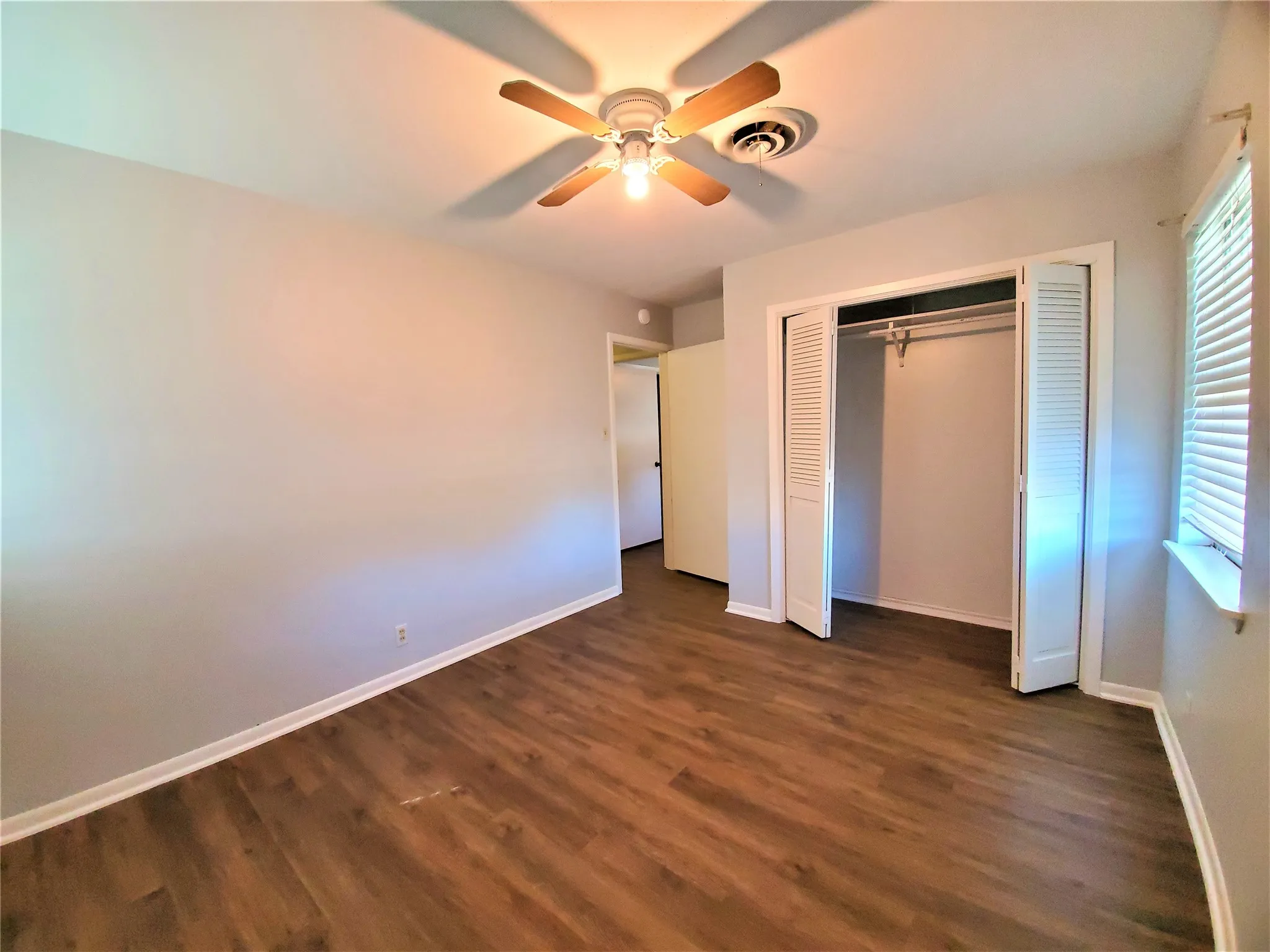 Single Family Residence For Rent in Denton County , 1200 Bryn Mawr Place, Denton, Texas 76201, 4 Bedroom, 2 Bathroom, 2 Garage spaces, 1,603 Sqft, built in 1965, Preowned, mls#21257718, Real Estate Agent in Denton, Homes For Rent in Denton county, Homes For Rent in Denton, Realtor in Denton Texas, Real Estate Brokerage Independent Realty Texas, Luminita Cordes Realtor