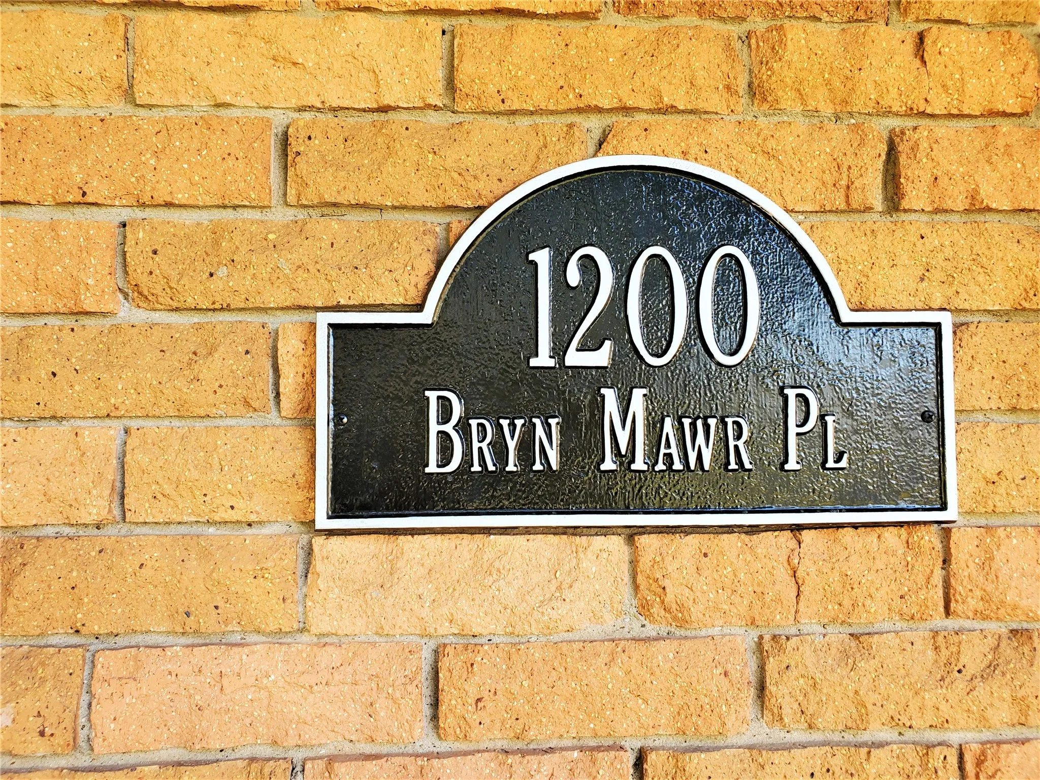 Address plaque