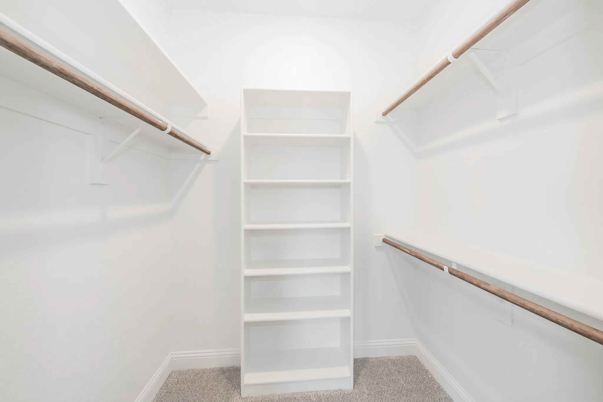 Townhouse For Sale in Tarrant County , 9713 Thorncrown Lane, Fort Worth, Texas 76179, 3 Bedrooms, 3 Bathrooms, 2 Garage spaces, 1,933 Sqft, built in 2022, Preowned, Price $319,000, mls#21257092, Real Estate Agent in Fort Worth, Homes For Sale in Tarrant county, Homes For Sale in Fort Worth, Realtor in Fort Worth Texas, Real Estate Brokerage Independent Realty Texas, Luminita Cordes Realtor
