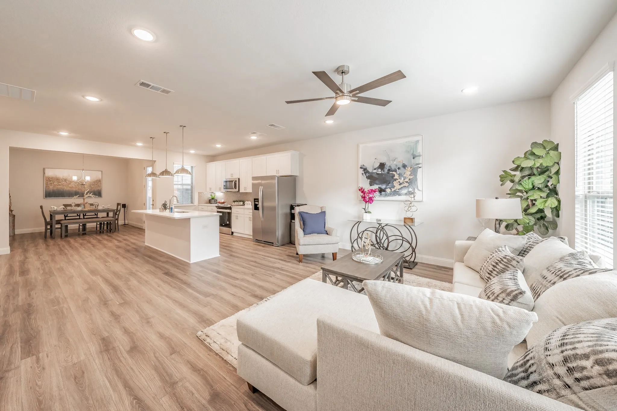 Townhouse For Sale in Tarrant County , 9713 Thorncrown Lane, Fort Worth, Texas 76179, 3 Bedrooms, 3 Bathrooms, 2 Garage spaces, 1,933 Sqft, built in 2022, Preowned, Price $319,000, mls#21257092, Real Estate Agent in Fort Worth, Homes For Sale in Tarrant county, Homes For Sale in Fort Worth, Realtor in Fort Worth Texas, Real Estate Brokerage Independent Realty Texas, Luminita Cordes Realtor