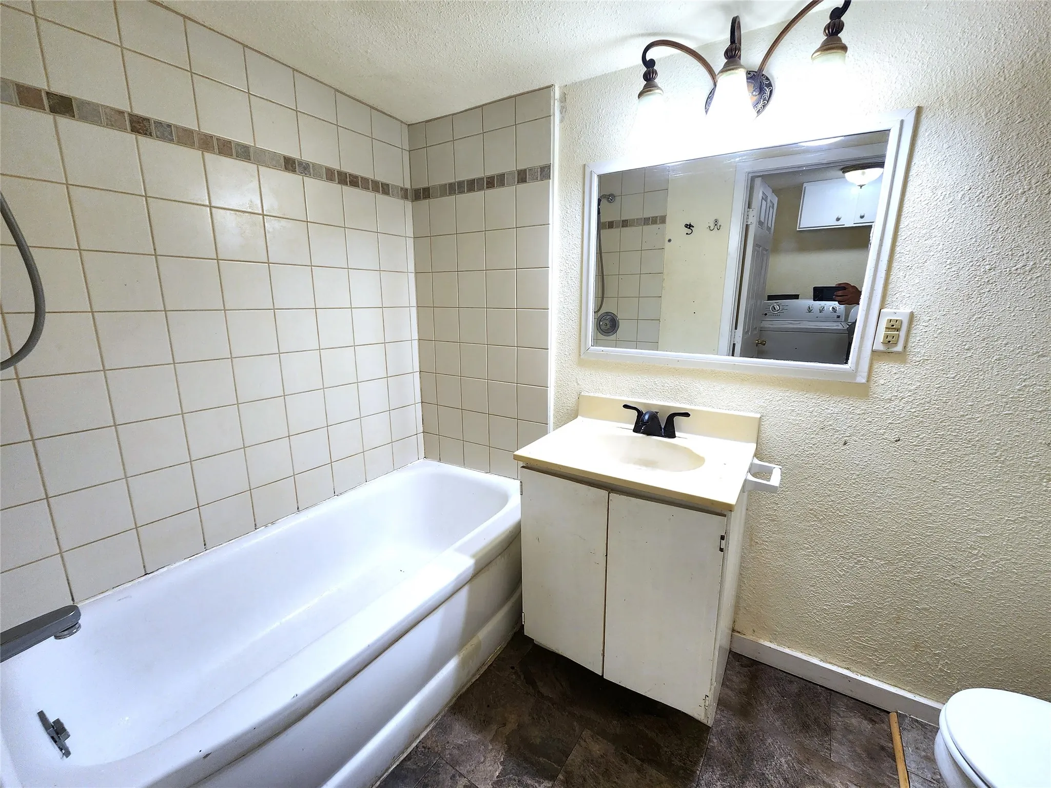 Single Family Residence For Rent in Denton County , 620 Uland Street, Denton, Texas 76209, 2 Bedroom, 1 Bathroom, Garage spaces, 684 Sqft, built in 1955, Preowned, mls#21257755, Real Estate Agent in Denton, Homes For Rent in Denton county, Homes For Rent in Denton, Realtor in Denton Texas, Real Estate Brokerage Independent Realty Texas, Luminita Cordes Realtor