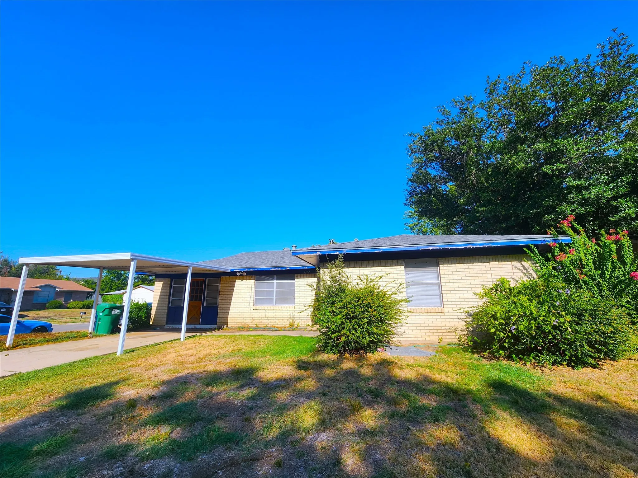 Single Family Residence For Rent in Denton County , 3604 Valley View Road, Denton, Texas 76209, 4 Bedroom, 2 Bathroom, Garage spaces, 1,437 Sqft, built in 1968, Preowned, mls#21257762, Real Estate Agent in Denton, Homes For Rent in Denton county, Homes For Rent in Denton, Realtor in Denton Texas, Real Estate Brokerage Independent Realty Texas, Luminita Cordes Realtor