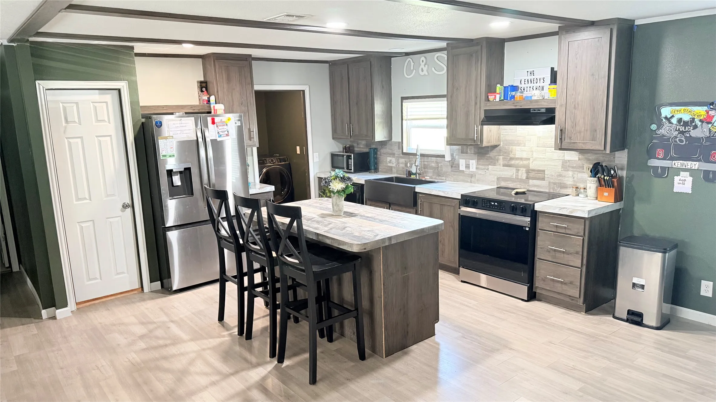 Mobile Home For Sale in Henderson County , 198 Railroad Drive, Mabank, Texas 75156, 3 Bedroom, 2 Bathroom, 3 Garage spaces, 1,494 Sqft, built in 2020, mls#21257772, Real Estate Agent in Mabank, Homes For Sale in Henderson county, Homes For Sale in Mabank, Realtor in Mabank Texas, Real Estate Brokerage Independent Realty Texas, Luminita Cordes Realtor