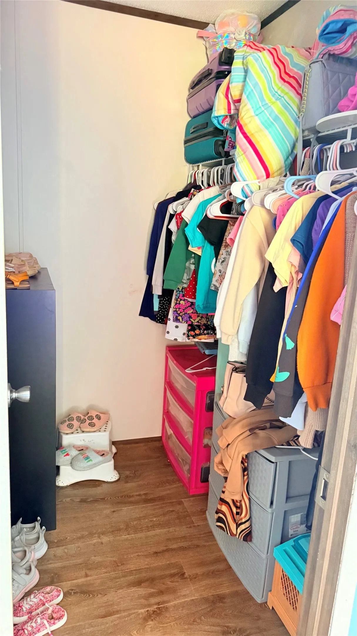 walk in closet