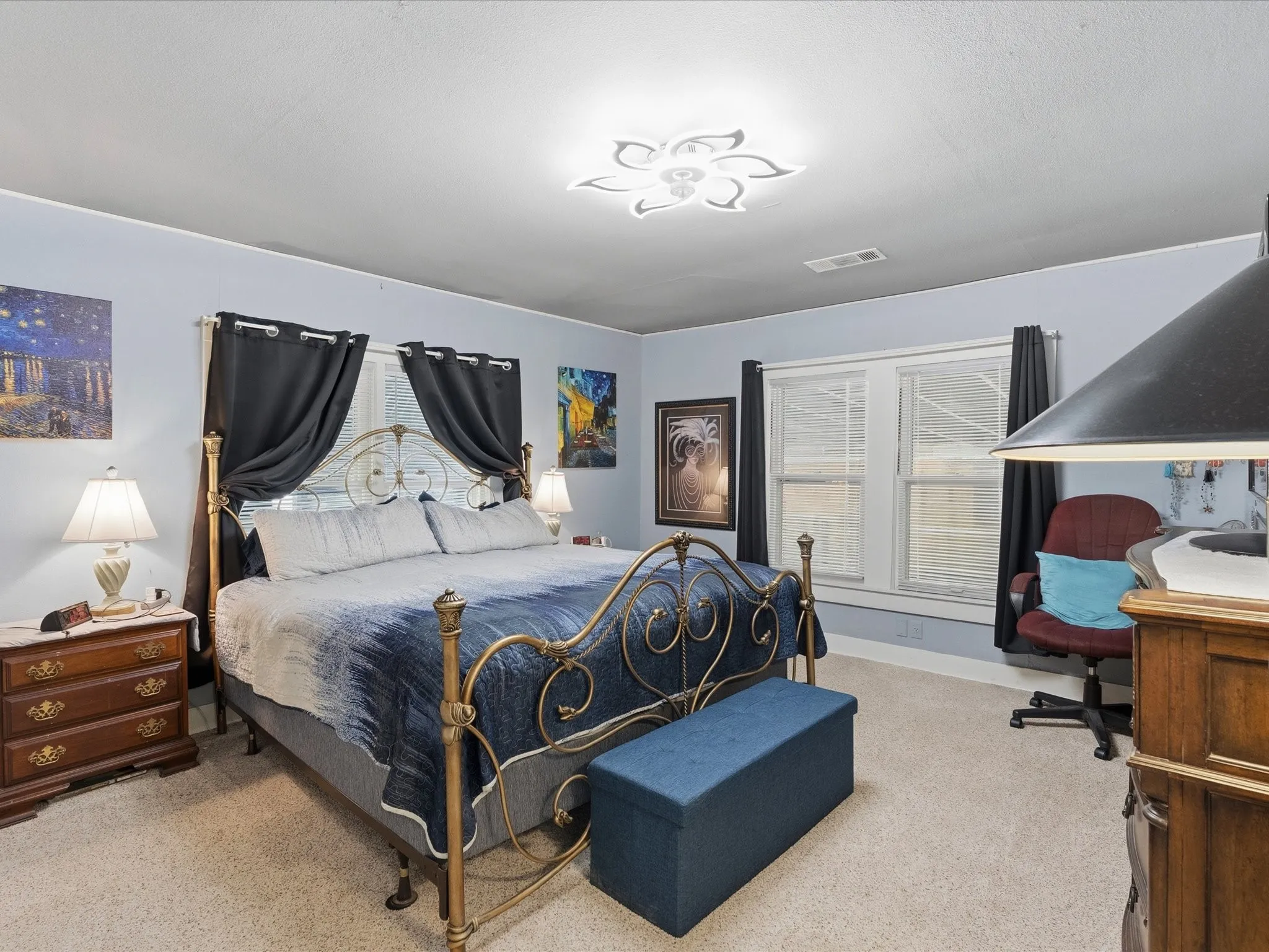 Single Family Residence For Sale in Collin County , 312 S Business Highway 78, Blue Ridge, Texas 75424, 3 Bedroom, 2 Bathroom, Garage spaces, 2,148 Sqft, built in 1955, mls#21253108, Real Estate Agent in Blue Ridge, Homes For Sale in Collin county, Homes For Sale in Blue Ridge, Realtor in Blue Ridge Texas, Real Estate Brokerage Independent Realty Texas, Luminita Cordes Realtor