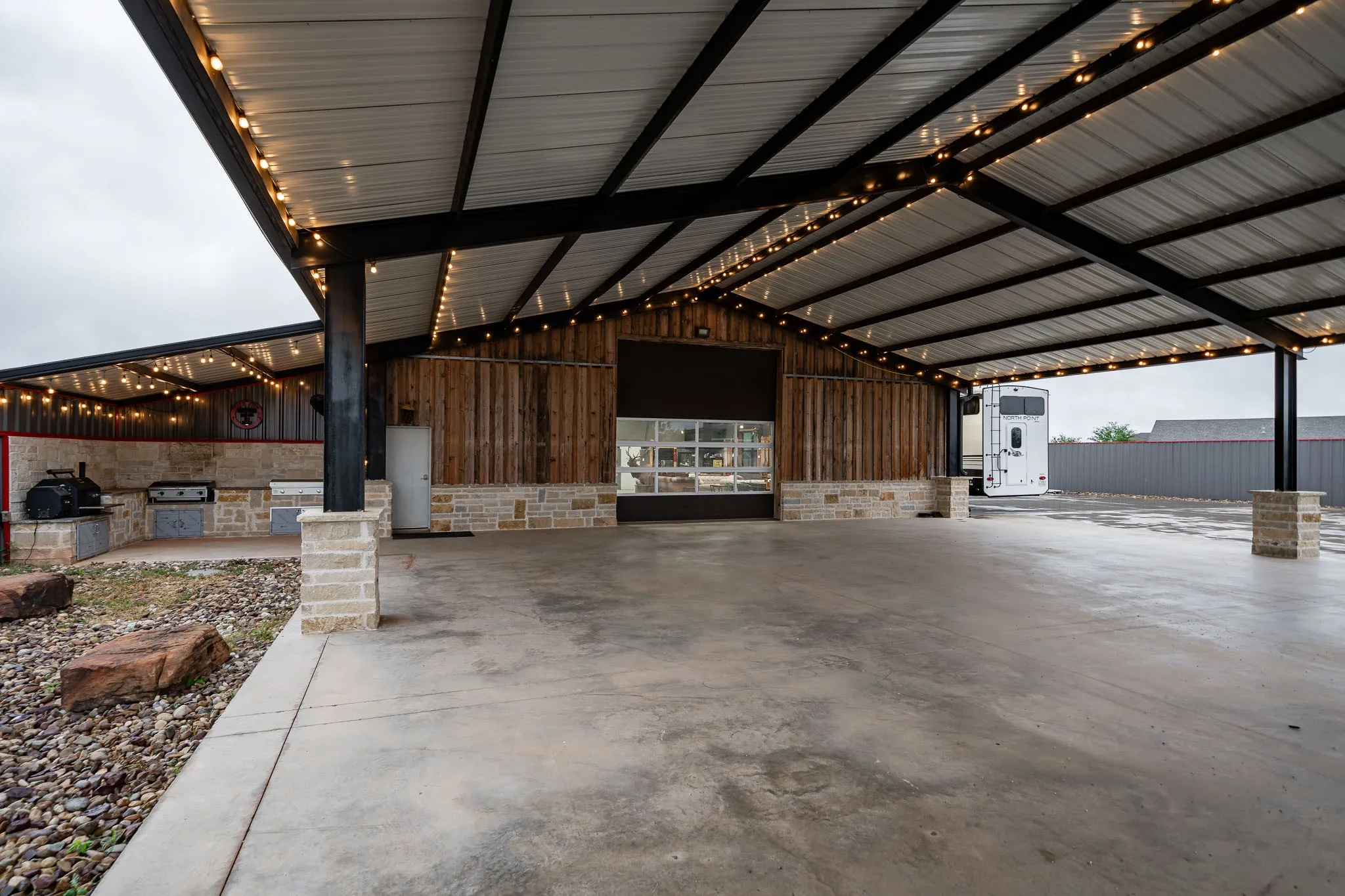 Single Family Residence For Sale in Taylor County , 851 Iberis S, Abilene, Texas 79606, 1 Bedroom, 2 Bathrooms, Garage spaces, 5,000 Sqft, built in 2019, Price $829,000, mls#21257769, Real Estate Agent in Abilene, Homes For Sale in Taylor county, Homes For Sale in Abilene, Realtor in Abilene Texas, Real Estate Brokerage Independent Realty Texas, Luminita Cordes Realtor