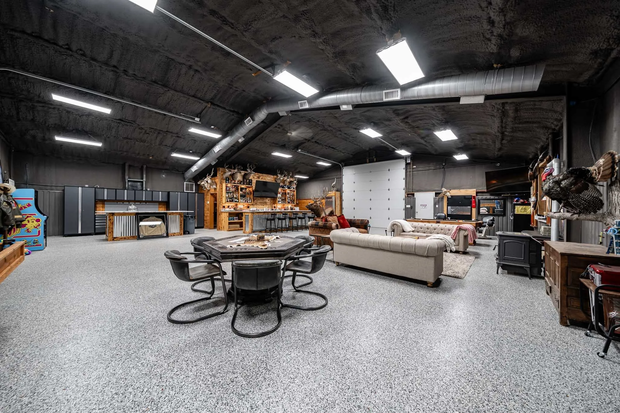 Single Family Residence For Sale in Taylor County , 851 Iberis S, Abilene, Texas 79606, 1 Bedroom, 2 Bathrooms, Garage spaces, 5,000 Sqft, built in 2019, Price $829,000, mls#21257769, Real Estate Agent in Abilene, Homes For Sale in Taylor county, Homes For Sale in Abilene, Realtor in Abilene Texas, Real Estate Brokerage Independent Realty Texas, Luminita Cordes Realtor