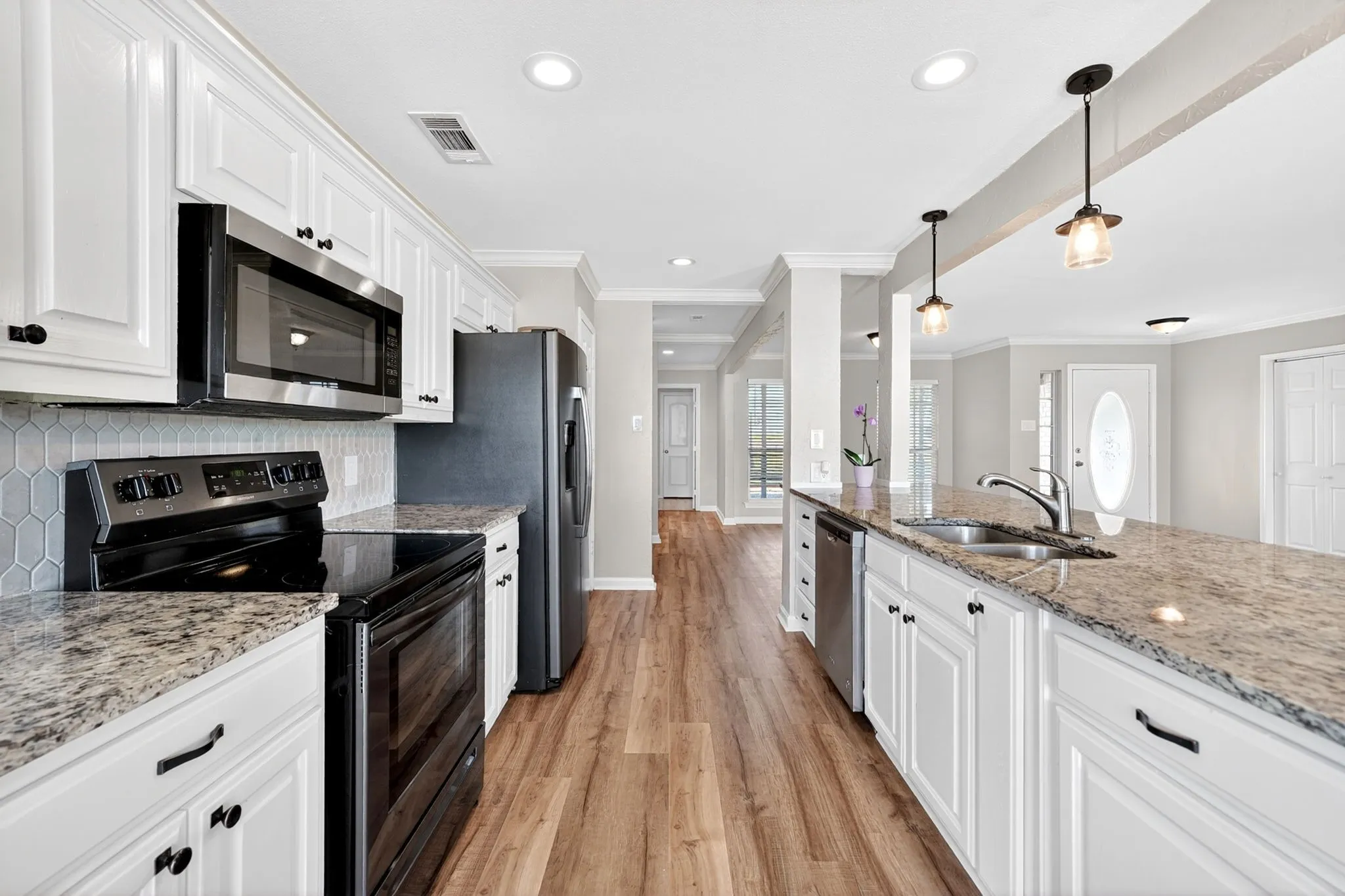 Single Family Residence For Sale in Collin County , 6025 FM 547, Farmersville, Texas 75442, 5 Bedroom, 2 Bathroom, Garage spaces, 2,479 Sqft, built in 1996, mls#21257744, Real Estate Agent in Farmersville, Homes For Sale in Collin county, Homes For Sale in Farmersville, Realtor in Farmersville Texas, Real Estate Brokerage Independent Realty Texas, Luminita Cordes Realtor