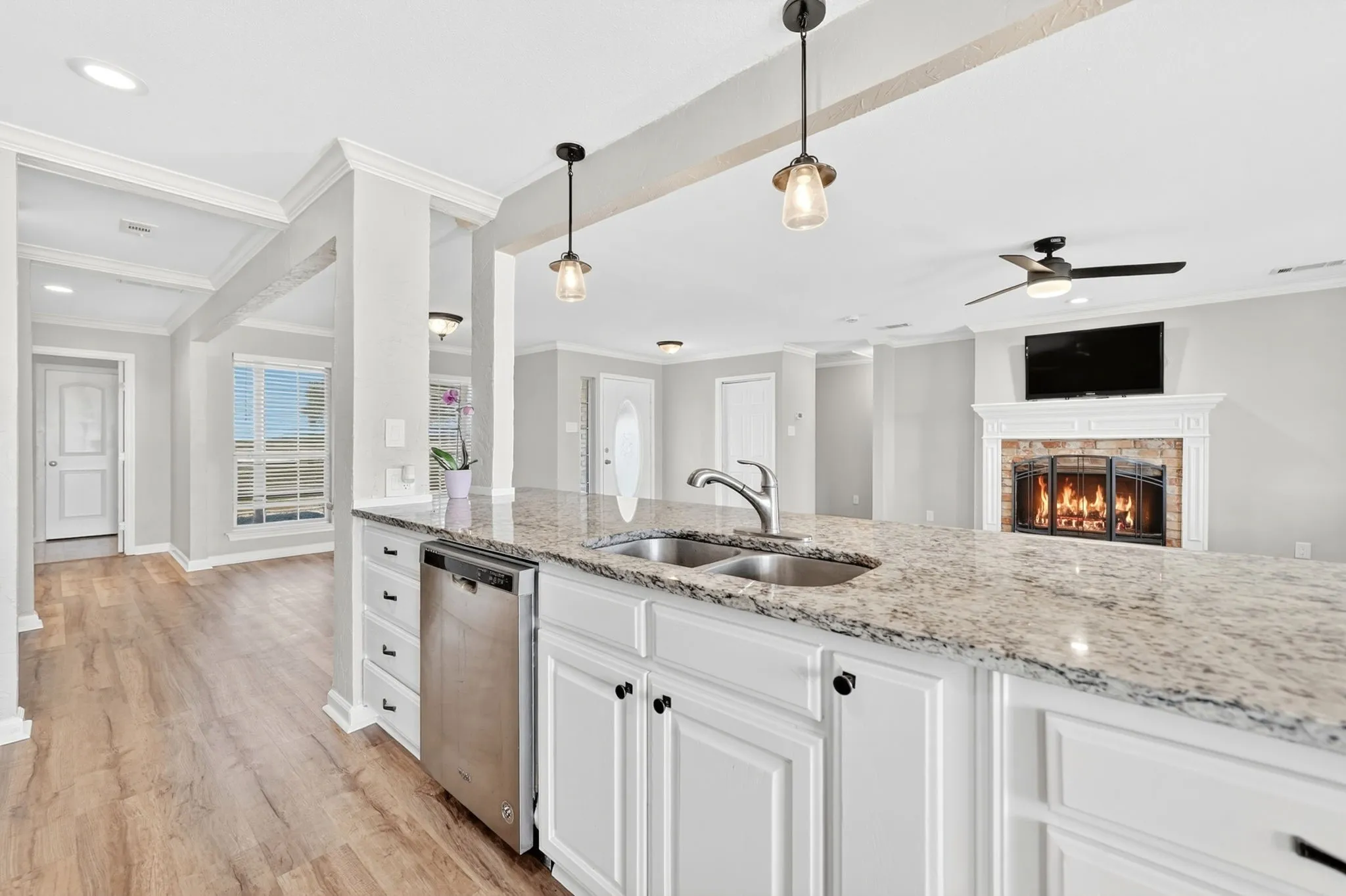 Single Family Residence For Sale in Collin County , 6025 FM 547, Farmersville, Texas 75442, 5 Bedroom, 2 Bathroom, Garage spaces, 2,479 Sqft, built in 1996, mls#21257744, Real Estate Agent in Farmersville, Homes For Sale in Collin county, Homes For Sale in Farmersville, Realtor in Farmersville Texas, Real Estate Brokerage Independent Realty Texas, Luminita Cordes Realtor