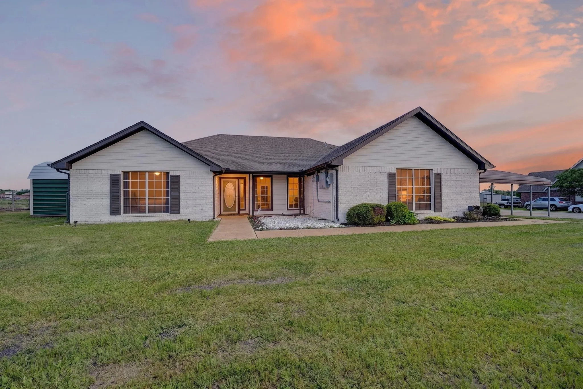 Single Family Residence For Sale in Collin County , 6025 FM 547, Farmersville, Texas 75442, 5 Bedroom, 2 Bathroom, Garage spaces, 2,479 Sqft, built in 1996, mls#21257744, Real Estate Agent in Farmersville, Homes For Sale in Collin county, Homes For Sale in Farmersville, Realtor in Farmersville Texas, Real Estate Brokerage Independent Realty Texas, Luminita Cordes Realtor