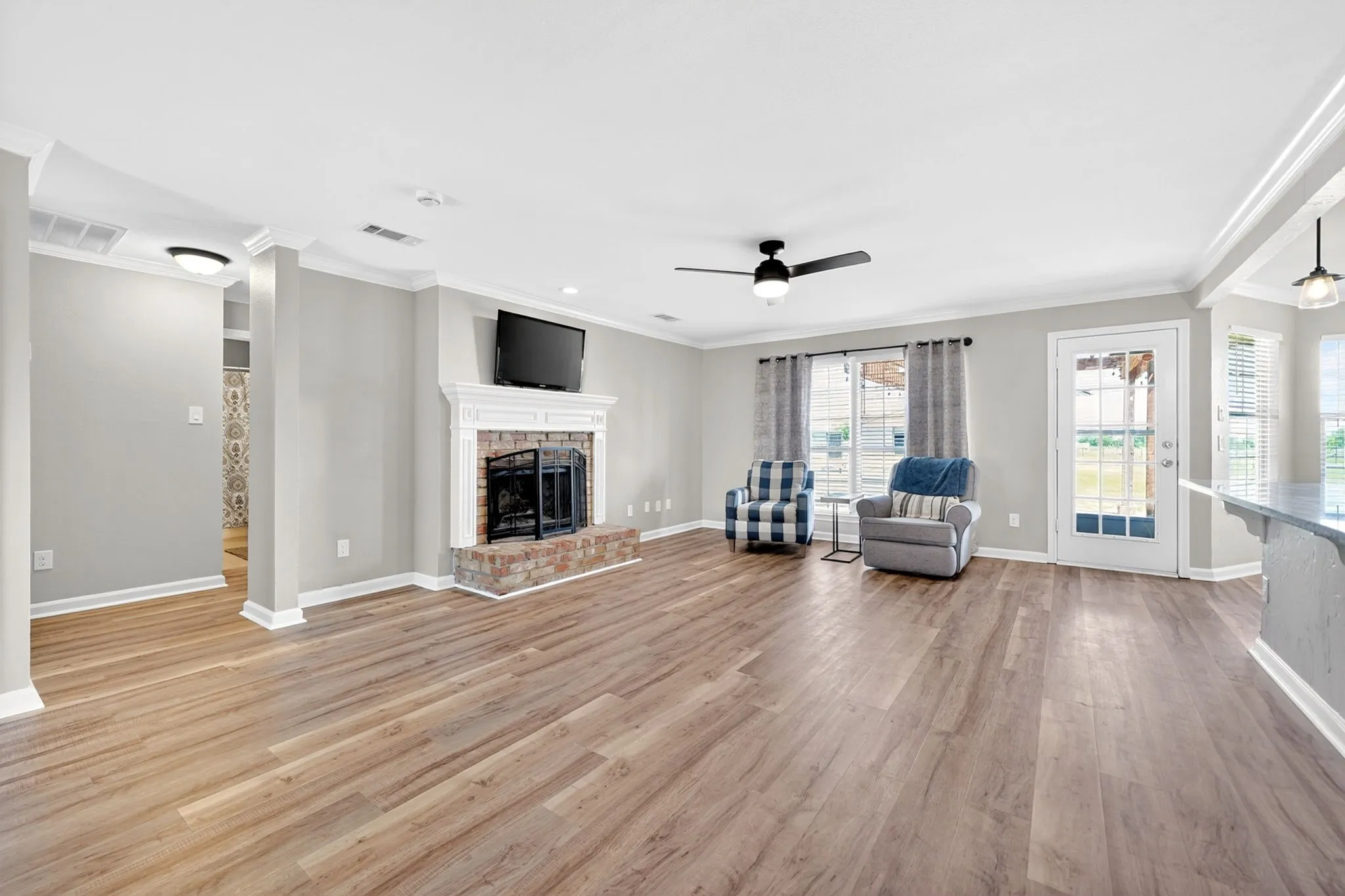 Single Family Residence For Sale in Collin County , 6025 FM 547, Farmersville, Texas 75442, 5 Bedroom, 2 Bathroom, Garage spaces, 2,479 Sqft, built in 1996, mls#21257744, Real Estate Agent in Farmersville, Homes For Sale in Collin county, Homes For Sale in Farmersville, Realtor in Farmersville Texas, Real Estate Brokerage Independent Realty Texas, Luminita Cordes Realtor