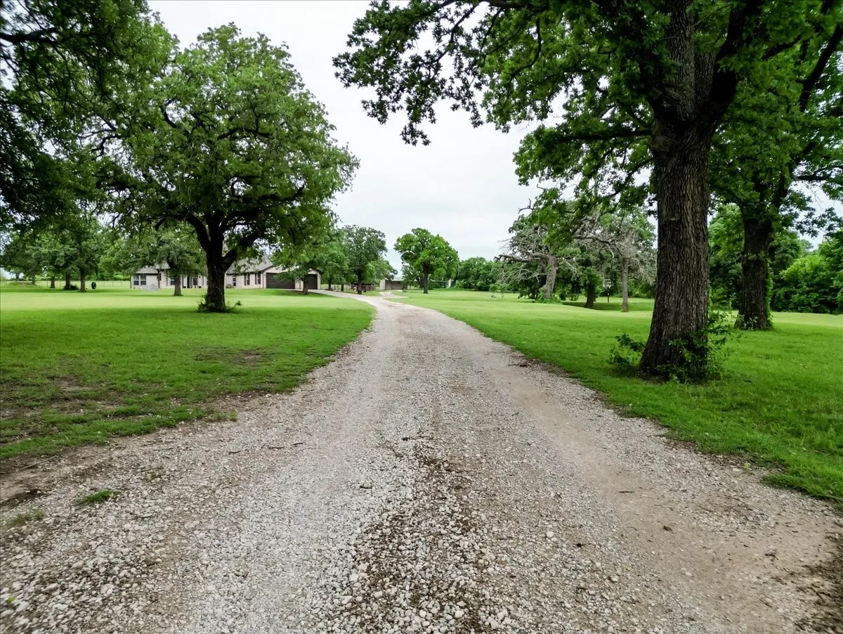Farm For Sale in Jack County , 318 E Lone Star Road, Poolville, Texas 76487, 5 Bedroom, 5 Bathroom, 3 Garage spaces, 4,469 Sqft, built in 2006, mls#21255112, Real Estate Agent in Poolville, Homes For Sale in Jack county, Homes For Sale in Poolville, Realtor in Poolville Texas, Real Estate Brokerage Independent Realty Texas, Luminita Cordes Realtor