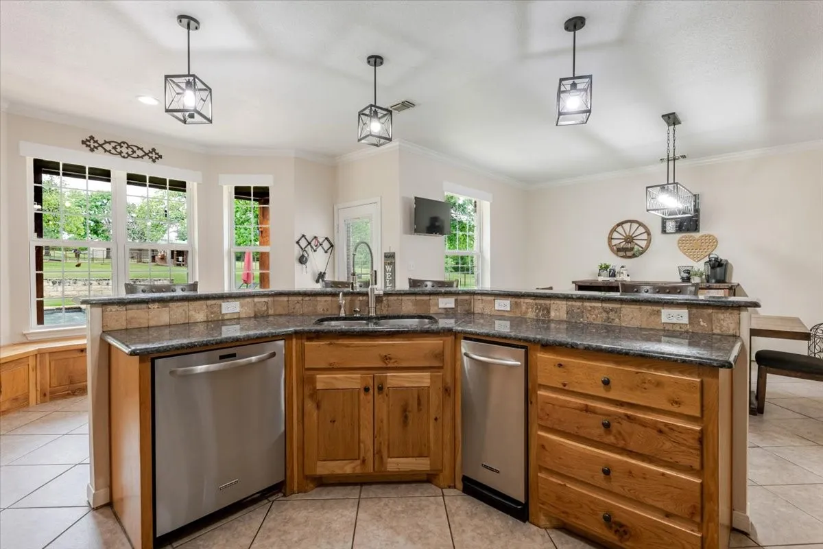 Farm For Sale in Jack County , 318 E Lone Star Road, Poolville, Texas 76487, 5 Bedroom, 5 Bathroom, 3 Garage spaces, 4,469 Sqft, built in 2006, mls#21255112, Real Estate Agent in Poolville, Homes For Sale in Jack county, Homes For Sale in Poolville, Realtor in Poolville Texas, Real Estate Brokerage Independent Realty Texas, Luminita Cordes Realtor