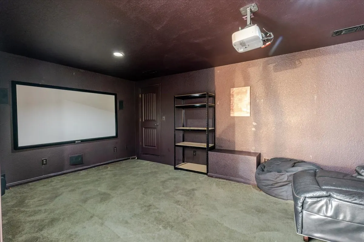 Farm For Sale in Jack County , 318 E Lone Star Road, Poolville, Texas 76487, 5 Bedroom, 5 Bathroom, 3 Garage spaces, 4,469 Sqft, built in 2006, mls#21255112, Real Estate Agent in Poolville, Homes For Sale in Jack county, Homes For Sale in Poolville, Realtor in Poolville Texas, Real Estate Brokerage Independent Realty Texas, Luminita Cordes Realtor