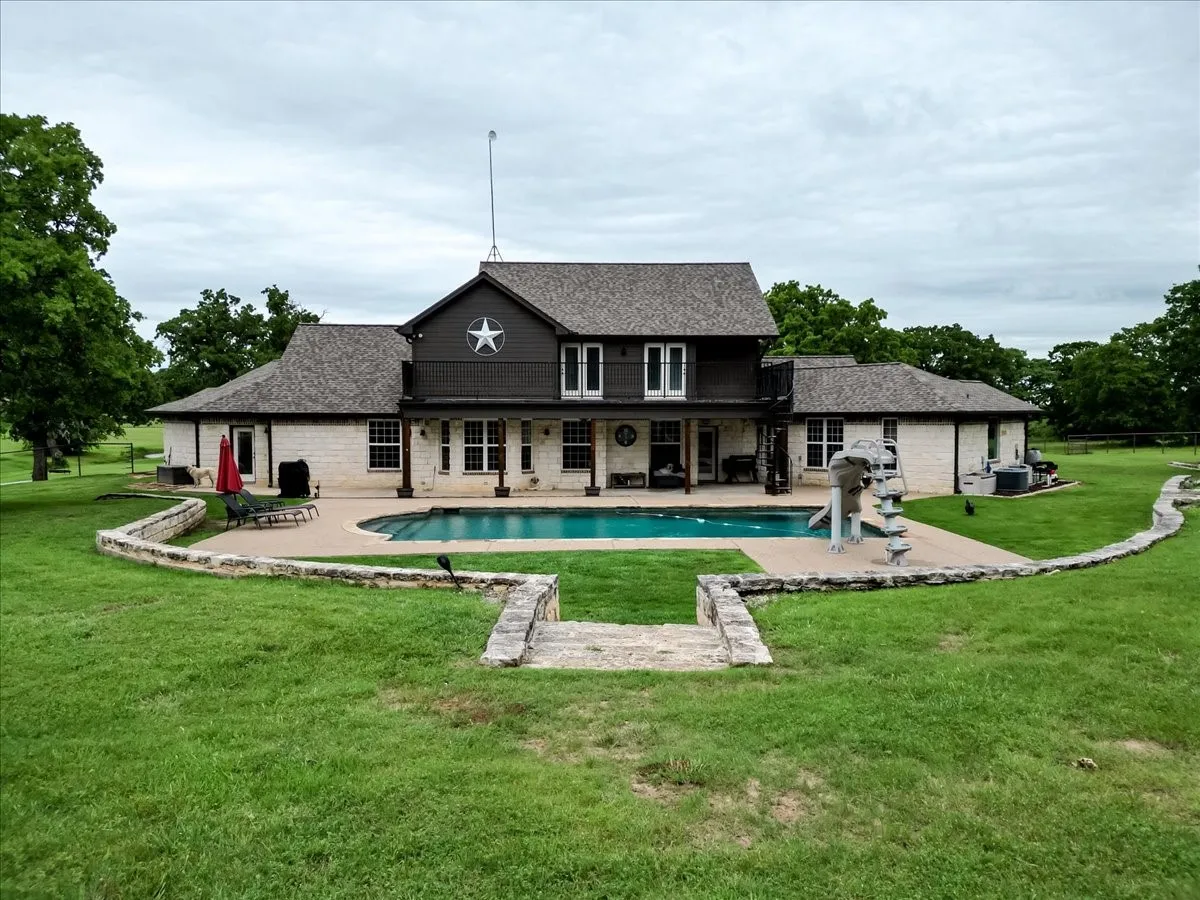 Farm For Sale in Jack County , 318 E Lone Star Road, Poolville, Texas 76487, 5 Bedroom, 5 Bathroom, 3 Garage spaces, 4,469 Sqft, built in 2006, mls#21255112, Real Estate Agent in Poolville, Homes For Sale in Jack county, Homes For Sale in Poolville, Realtor in Poolville Texas, Real Estate Brokerage Independent Realty Texas, Luminita Cordes Realtor