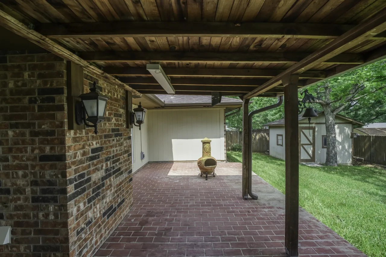 Single Family Residence For Sale in Tarrant County , 740 Montvale Drive, Mansfield, Texas 76063, 3 Bedroom, 2 Bathroom, 2 Garage spaces, 1,784 Sqft, built in 1983, mls#21254961, Real Estate Agent in Mansfield, Homes For Sale in Tarrant county, Homes For Sale in Mansfield, Realtor in Mansfield Texas, Real Estate Brokerage Independent Realty Texas, Luminita Cordes Realtor