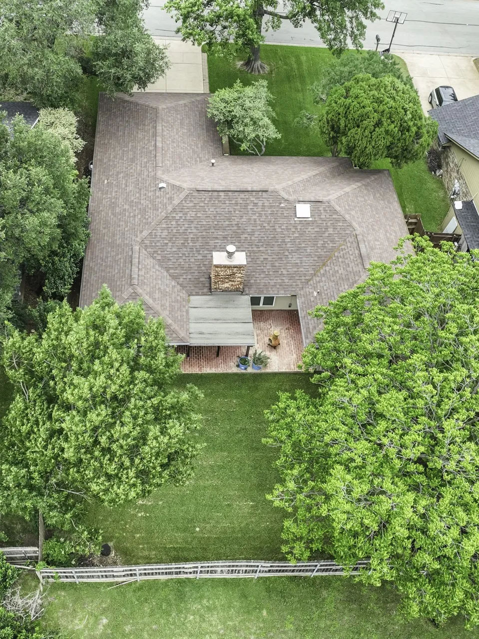 Single Family Residence For Sale in Tarrant County , 740 Montvale Drive, Mansfield, Texas 76063, 3 Bedroom, 2 Bathroom, 2 Garage spaces, 1,784 Sqft, built in 1983, mls#21254961, Real Estate Agent in Mansfield, Homes For Sale in Tarrant county, Homes For Sale in Mansfield, Realtor in Mansfield Texas, Real Estate Brokerage Independent Realty Texas, Luminita Cordes Realtor