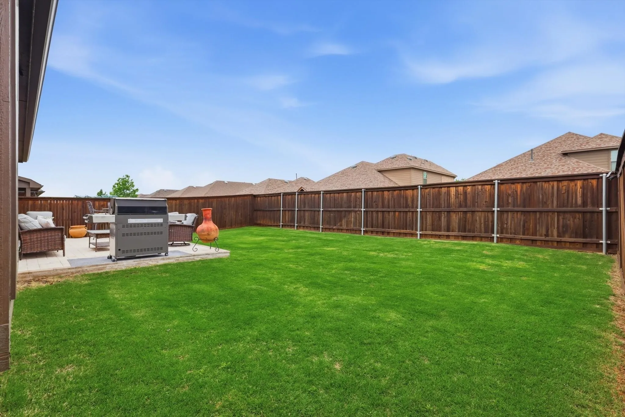 Single Family Residence For Sale in Collin County , 405 Hummingbird Drive, Celina, Texas 75009, 4 Bedroom, 3 Bathroom, 2 Garage spaces, 2,061 Sqft, built in 2022, Preowned, mls#21257468, Real Estate Agent in Celina, Homes For Sale in Collin county, Homes For Sale in Celina, Realtor in Celina Texas, Real Estate Brokerage Independent Realty Texas, Luminita Cordes Realtor