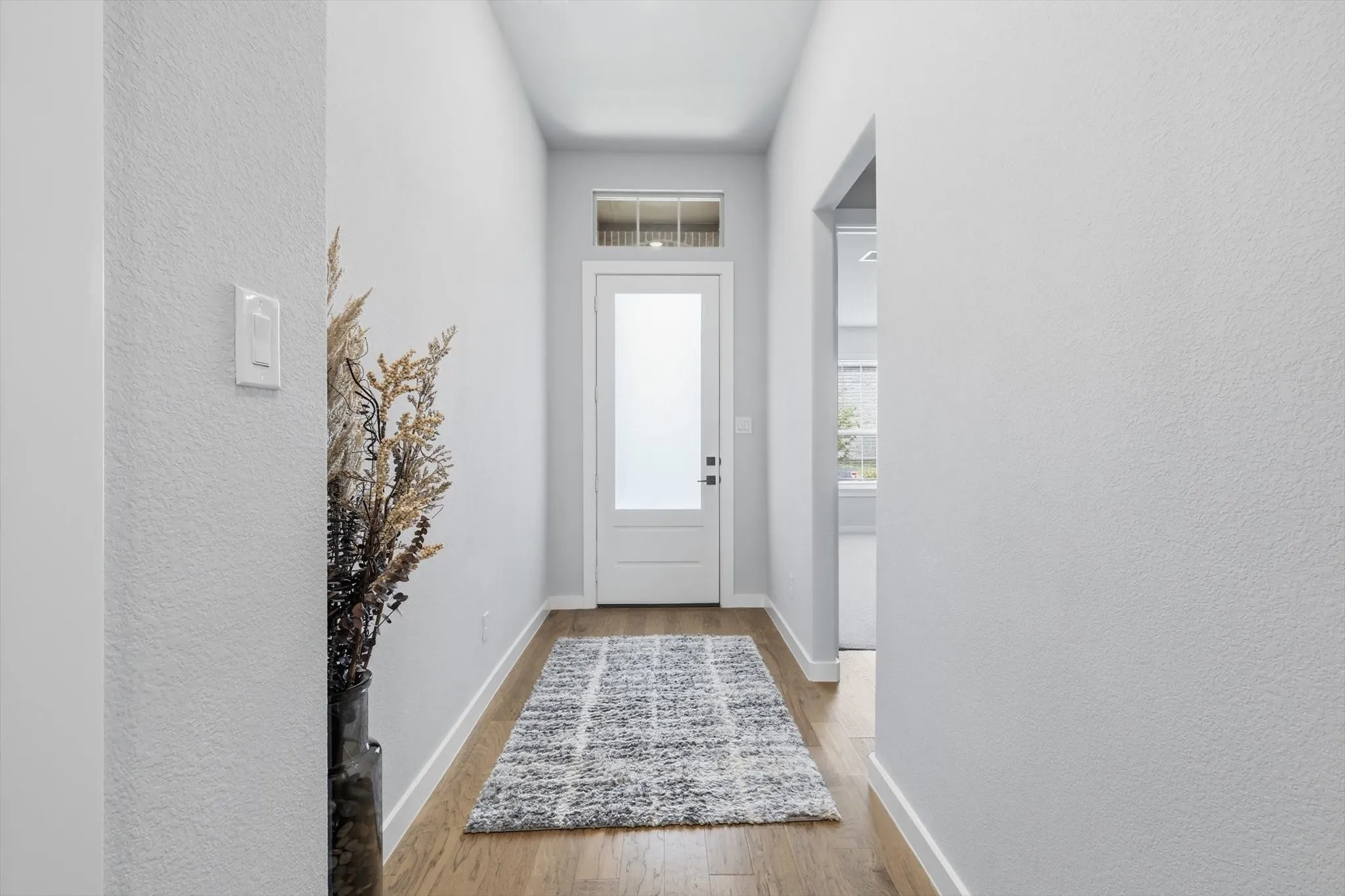 Single Family Residence For Sale in Collin County , 405 Hummingbird Drive, Celina, Texas 75009, 4 Bedroom, 3 Bathroom, 2 Garage spaces, 2,061 Sqft, built in 2022, Preowned, mls#21257468, Real Estate Agent in Celina, Homes For Sale in Collin county, Homes For Sale in Celina, Realtor in Celina Texas, Real Estate Brokerage Independent Realty Texas, Luminita Cordes Realtor