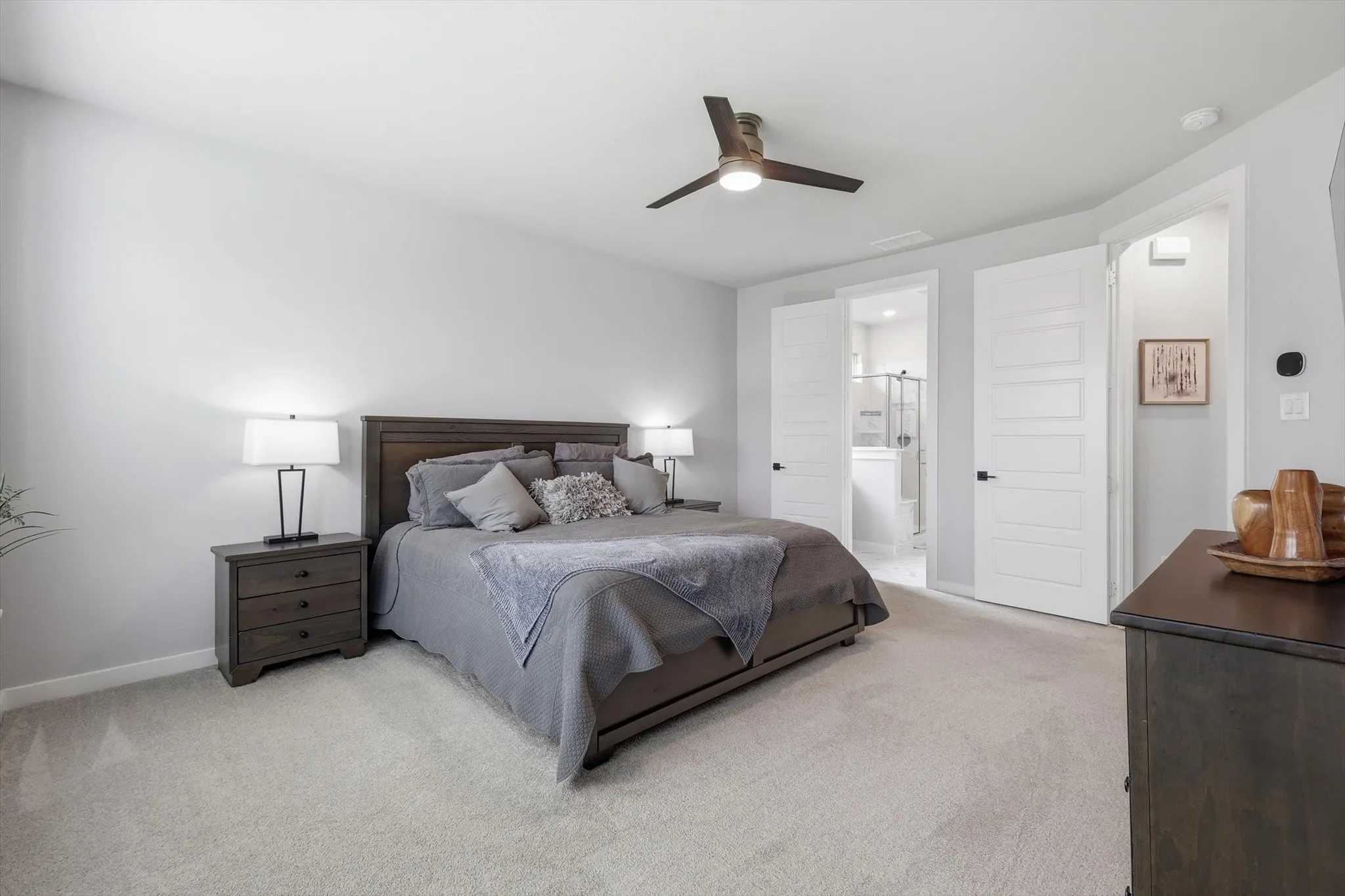 Single Family Residence For Sale in Collin County , 405 Hummingbird Drive, Celina, Texas 75009, 4 Bedroom, 3 Bathroom, 2 Garage spaces, 2,061 Sqft, built in 2022, Preowned, mls#21257468, Real Estate Agent in Celina, Homes For Sale in Collin county, Homes For Sale in Celina, Realtor in Celina Texas, Real Estate Brokerage Independent Realty Texas, Luminita Cordes Realtor