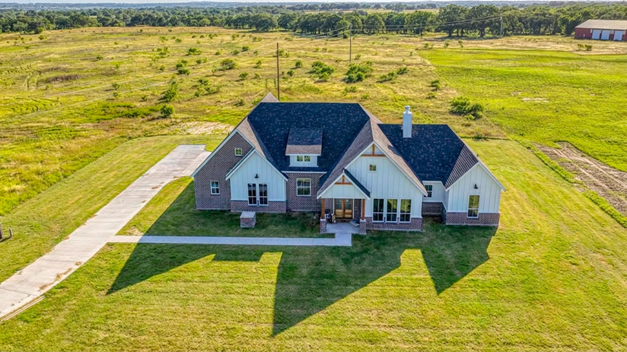 Single Family Residence For Sale in Hood County , 3171 Pear Orchard Road, Granbury, Texas 76048, 4 Bedroom, 5 Bathroom, 2 Garage spaces, 2,675 Sqft, built in 2026, mls#21257790, Real Estate Agent in Granbury, Homes For Sale in Hood county, Homes For Sale in Granbury, Realtor in Granbury Texas, Real Estate Brokerage Independent Realty Texas, Luminita Cordes Realtor