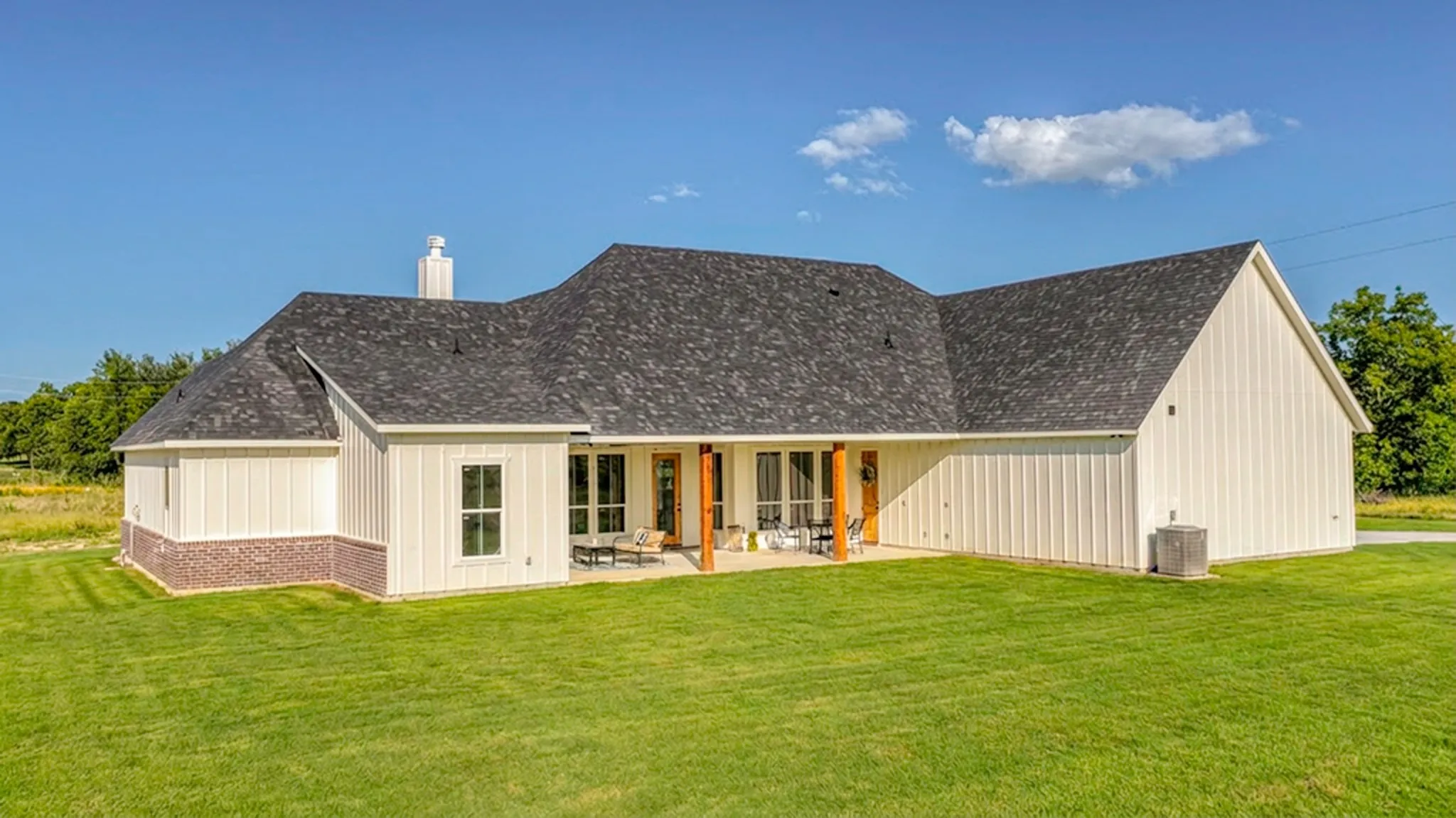 Single Family Residence For Sale in Hood County , 3171 Pear Orchard Road, Granbury, Texas 76048, 4 Bedroom, 5 Bathroom, 2 Garage spaces, 2,675 Sqft, built in 2026, mls#21257790, Real Estate Agent in Granbury, Homes For Sale in Hood county, Homes For Sale in Granbury, Realtor in Granbury Texas, Real Estate Brokerage Independent Realty Texas, Luminita Cordes Realtor