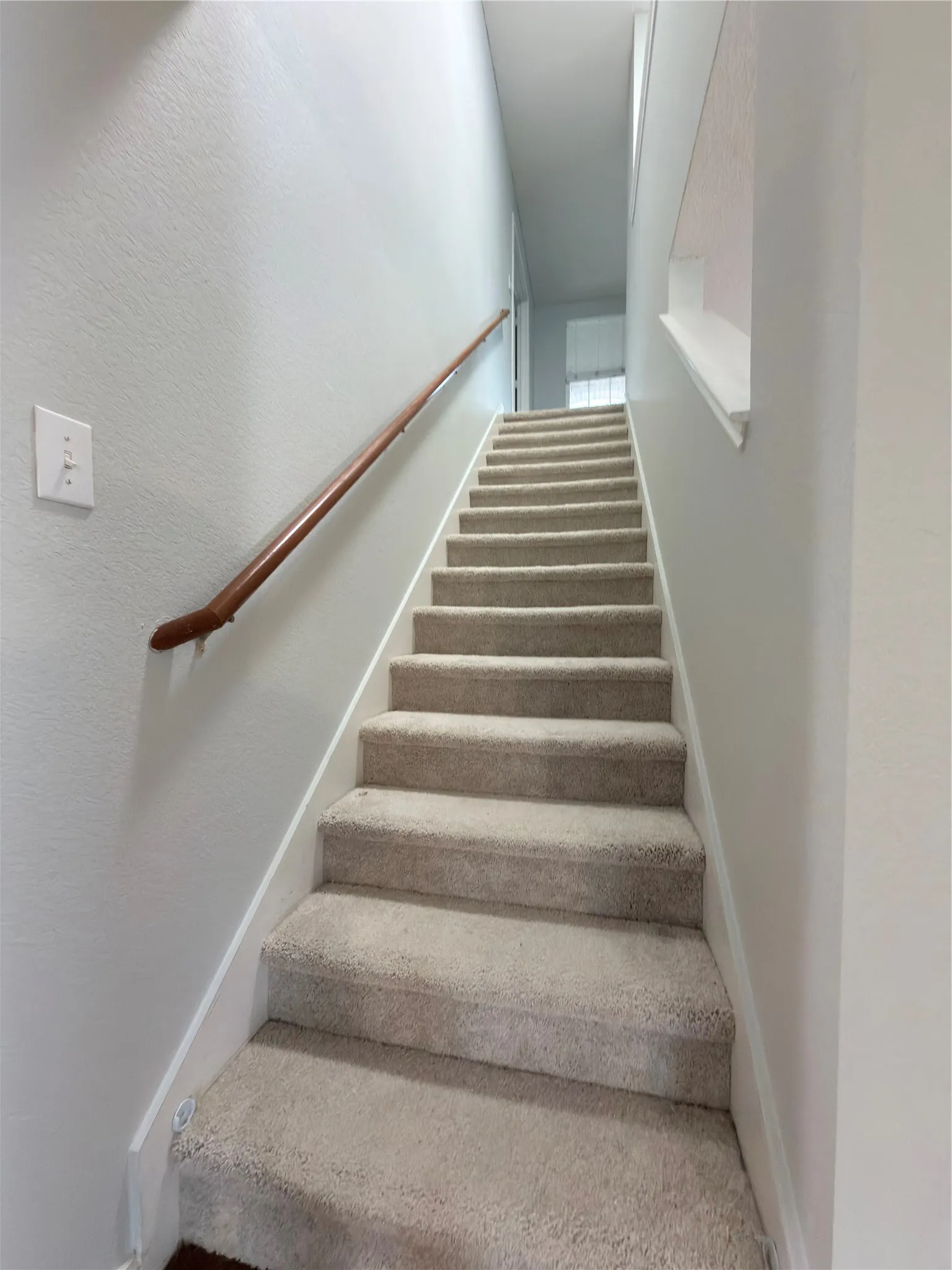 Single Family Residence For Sale in Dallas County , 2032 Cap Rock Lane, Grand Prairie, Texas 75052, 5 Bedroom, 3 Bathroom, 2 Garage spaces, 3,504 Sqft, built in 2005, mls#21257824, Real Estate Agent in Grand Prairie, Homes For Sale in Dallas county, Homes For Sale in Grand Prairie, Realtor in Grand Prairie Texas, Real Estate Brokerage Independent Realty Texas, Luminita Cordes Realtor