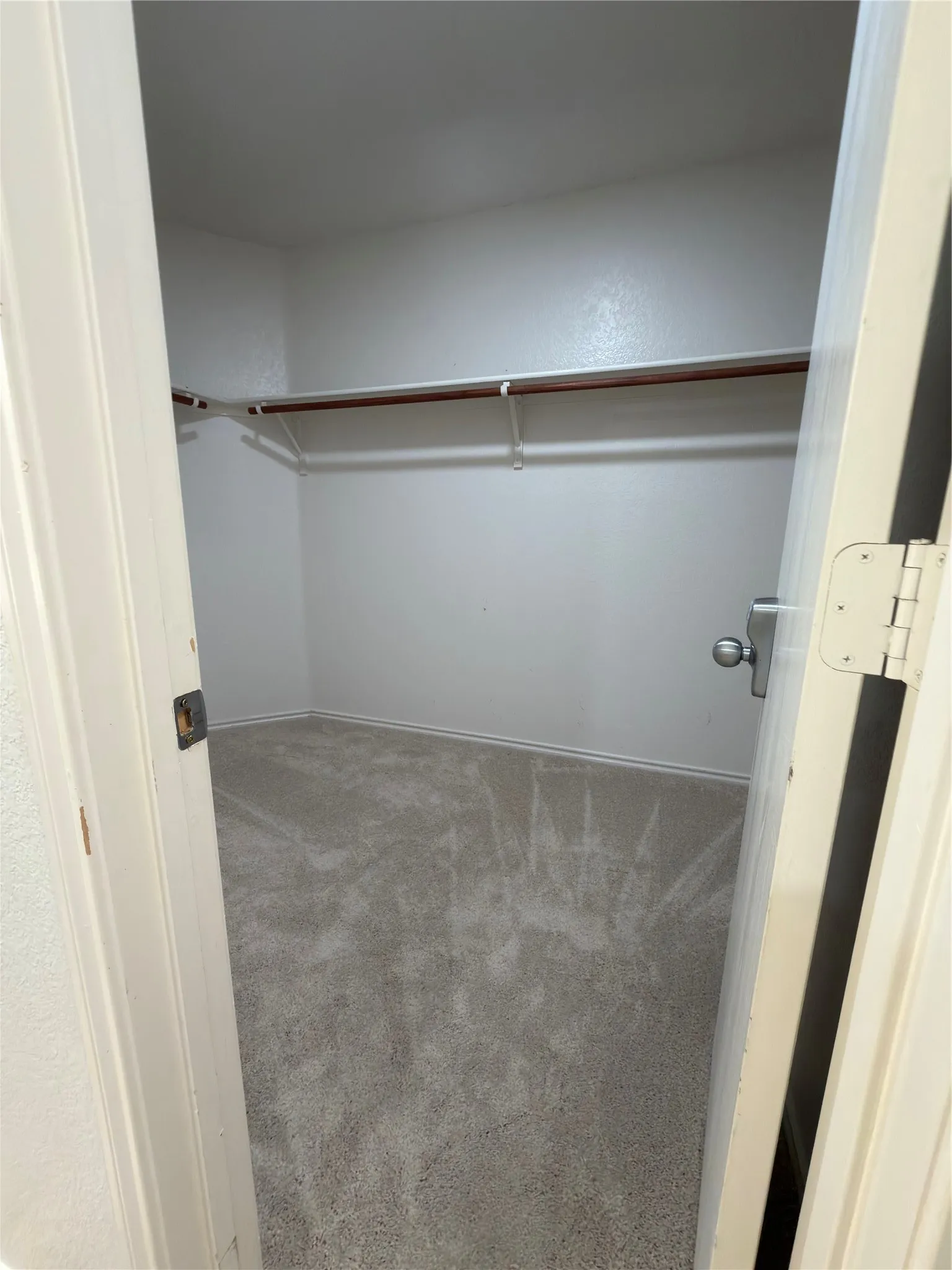Single Family Residence For Sale in Dallas County , 2032 Cap Rock Lane, Grand Prairie, Texas 75052, 5 Bedroom, 3 Bathroom, 2 Garage spaces, 3,504 Sqft, built in 2005, mls#21257824, Real Estate Agent in Grand Prairie, Homes For Sale in Dallas county, Homes For Sale in Grand Prairie, Realtor in Grand Prairie Texas, Real Estate Brokerage Independent Realty Texas, Luminita Cordes Realtor