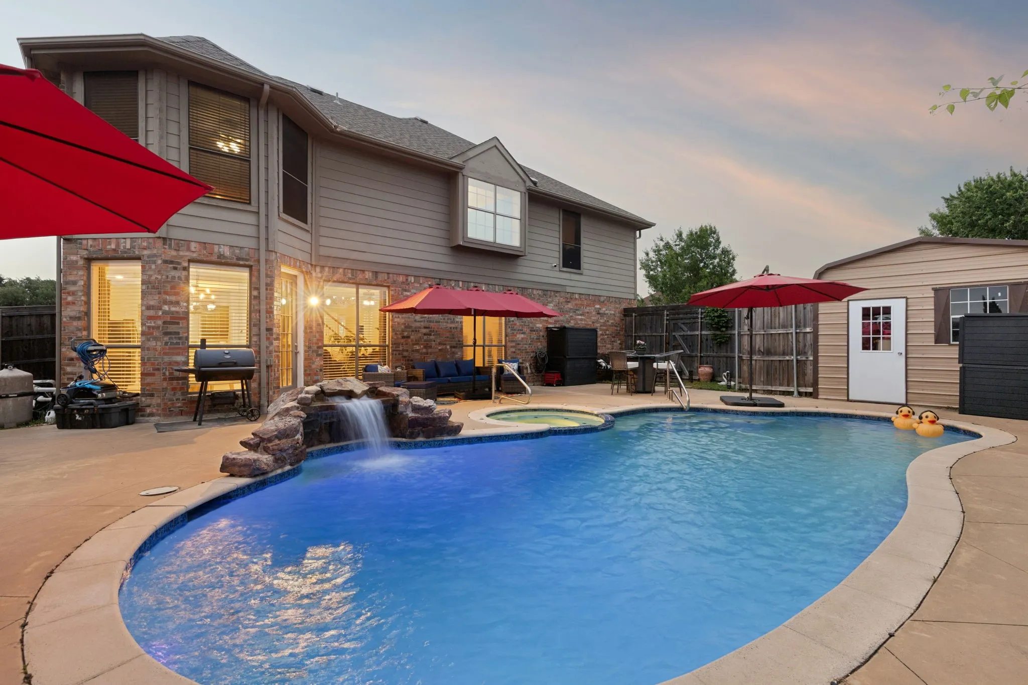 Single Family Residence For Sale in Collin County , 129 Timberbluff Lane, Murphy, Texas 75094, 4 Bedroom, 4 Bathroom, 2 Garage spaces, 4,030 Sqft, built in 1998, mls#21257825, Real Estate Agent in Murphy, Homes For Sale in Collin county, Homes For Sale in Murphy, Realtor in Murphy Texas, Real Estate Brokerage Independent Realty Texas, Luminita Cordes Realtor