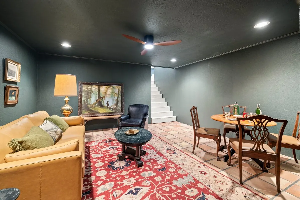 Single Family Residence For Sale in Wood County , 226 Fm 2869, Winnsboro, Texas 75494, 6 Bedroom, 7 Bathroom, 3 Garage spaces, 6,204 Sqft, built in 1990, Preowned, mls#21257096, Real Estate Agent in Winnsboro, Homes For Sale in Wood county, Homes For Sale in Winnsboro, Realtor in Winnsboro Texas, Real Estate Brokerage Independent Realty Texas, Luminita Cordes Realtor
