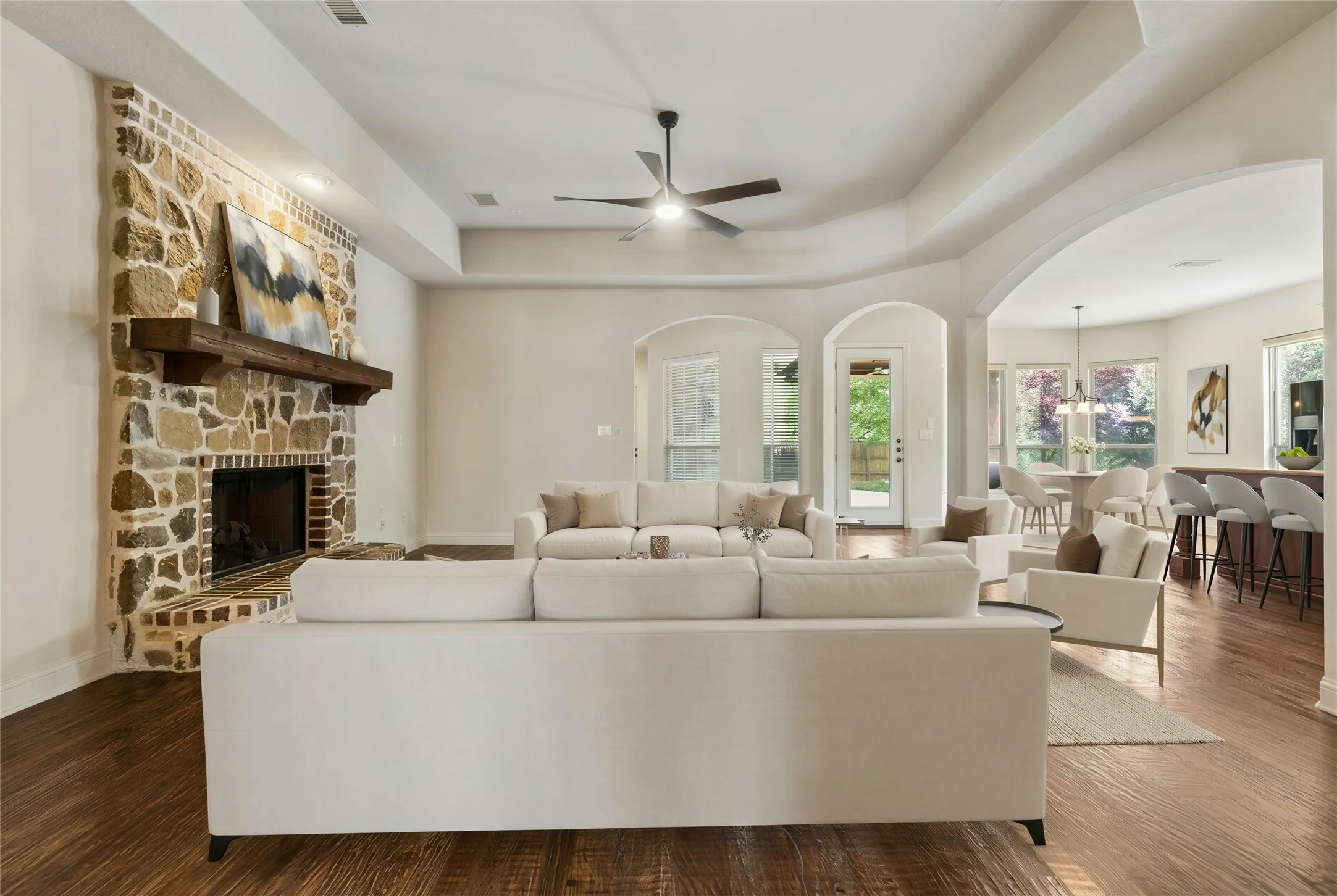 Single Family Residence For Sale in Denton County , 2913 Fayette Trail, Frisco, Texas 75034, 5 Bedroom, 5 Bathroom, 3 Garage spaces, 4,134 Sqft, built in 2010, mls#21247417, Real Estate Agent in Frisco, Homes For Sale in Denton county, Homes For Sale in Frisco, Realtor in Frisco Texas, Real Estate Brokerage Independent Realty Texas, Luminita Cordes Realtor