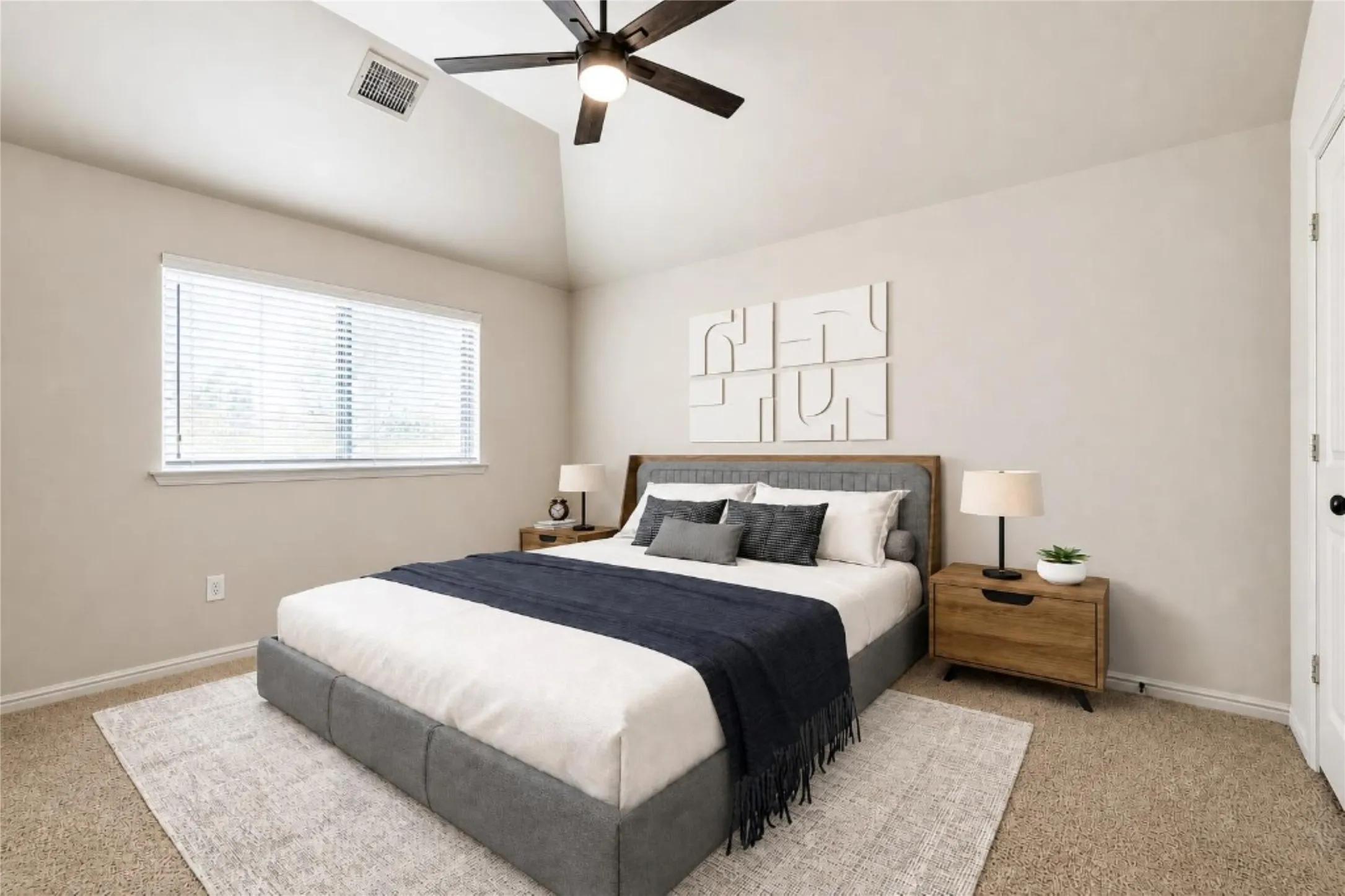 Single Family Residence For Sale in Denton County , 2913 Fayette Trail, Frisco, Texas 75034, 5 Bedroom, 5 Bathroom, 3 Garage spaces, 4,134 Sqft, built in 2010, mls#21247417, Real Estate Agent in Frisco, Homes For Sale in Denton county, Homes For Sale in Frisco, Realtor in Frisco Texas, Real Estate Brokerage Independent Realty Texas, Luminita Cordes Realtor