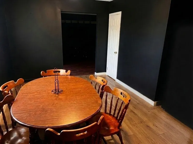 Single Family Residence For Sale in Eastland County , 315 E Hill Street, Eastland, Texas 76448, 3 Bedroom, 3 Bathroom, 1 Garage spaces, 2,145 Sqft, built in 1958, mls#21257175, Real Estate Agent in Eastland, Homes For Sale in Eastland county, Homes For Sale in Eastland, Realtor in Eastland Texas, Real Estate Brokerage Independent Realty Texas, Luminita Cordes Realtor