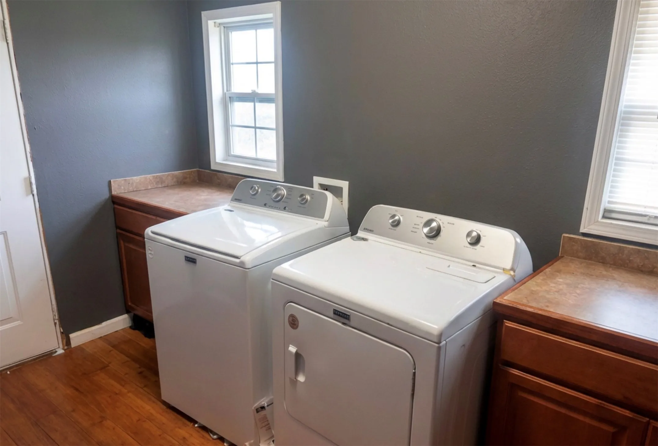 Single Family Residence For Sale in Eastland County , 315 E Hill Street, Eastland, Texas 76448, 3 Bedroom, 3 Bathroom, 1 Garage spaces, 2,145 Sqft, built in 1958, mls#21257175, Real Estate Agent in Eastland, Homes For Sale in Eastland county, Homes For Sale in Eastland, Realtor in Eastland Texas, Real Estate Brokerage Independent Realty Texas, Luminita Cordes Realtor