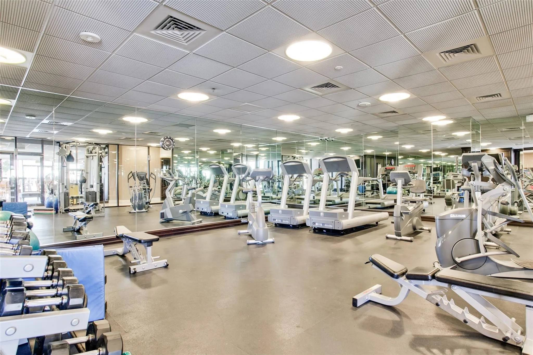Condominium For Sale in Dallas County , 5909 Luther Lane 1502, Dallas, Texas 75225, 2 Bedrooms, 2 Bathrooms, 2 Garage spaces, 1,361 Sqft, built in 1983, Price $449,000, mls#21257872, Real Estate Agent in Dallas, Homes For Sale in Dallas county, Homes For Sale in Dallas, Realtor in Dallas Texas, Real Estate Brokerage Independent Realty Texas, Luminita Cordes Realtor