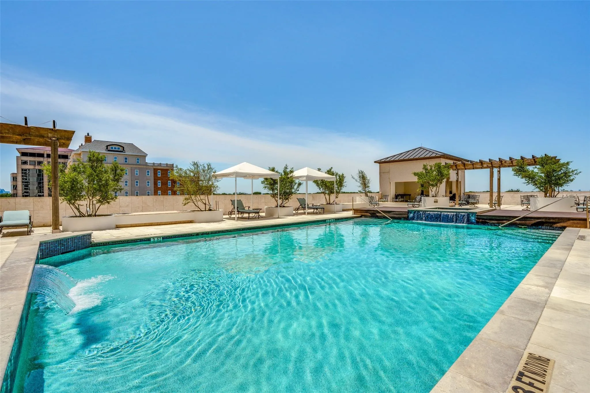 Condominium For Sale in Dallas County , 5909 Luther Lane 1502, Dallas, Texas 75225, 2 Bedrooms, 2 Bathrooms, 2 Garage spaces, 1,361 Sqft, built in 1983, Price $449,000, mls#21257872, Real Estate Agent in Dallas, Homes For Sale in Dallas county, Homes For Sale in Dallas, Realtor in Dallas Texas, Real Estate Brokerage Independent Realty Texas, Luminita Cordes Realtor