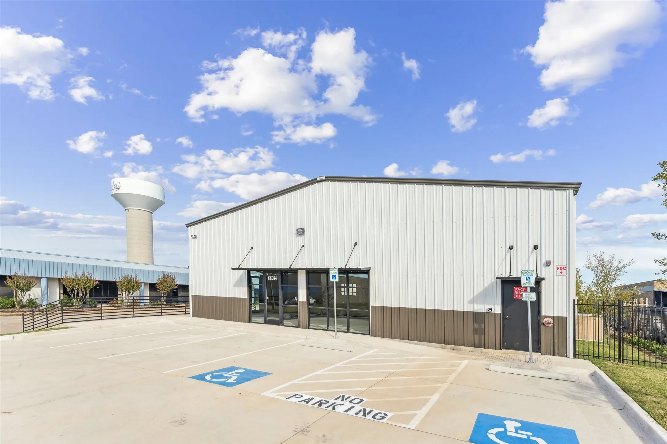 Warehouse For Sale in Dallas County , 3305 Century Drive, Rowlett, Texas 75088, 0, 0, Garage spaces, 0 Sqft, built in 2023, New Construction - Complete, Price $1,550,000, mls#21257900, Real Estate Agent in Rowlett, Homes For Sale in Dallas county, Homes For Sale in Rowlett, Realtor in Rowlett Texas, Real Estate Brokerage Independent Realty Texas, Luminita Cordes Realtor